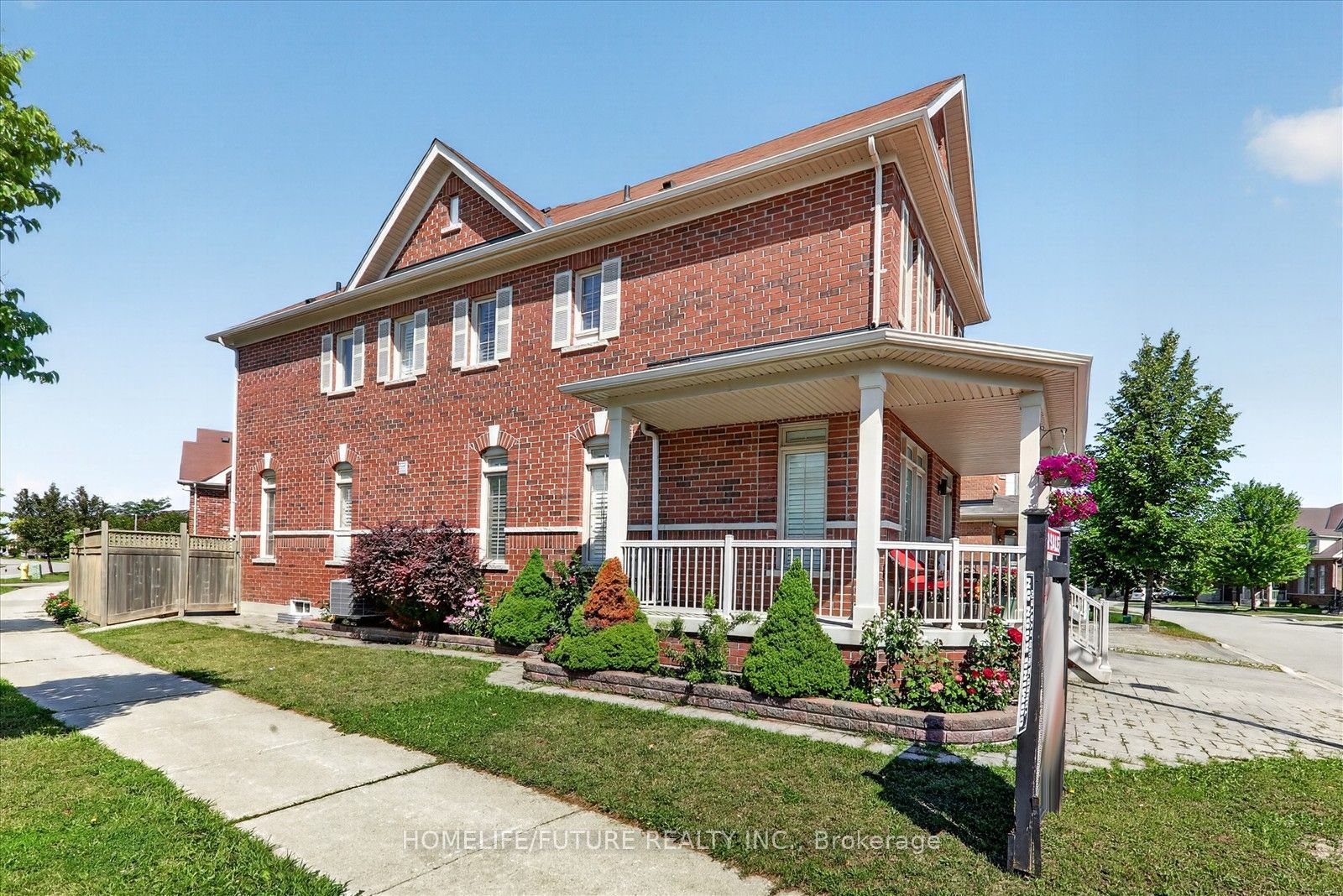 2 Astrid Terrace Property Photo 2