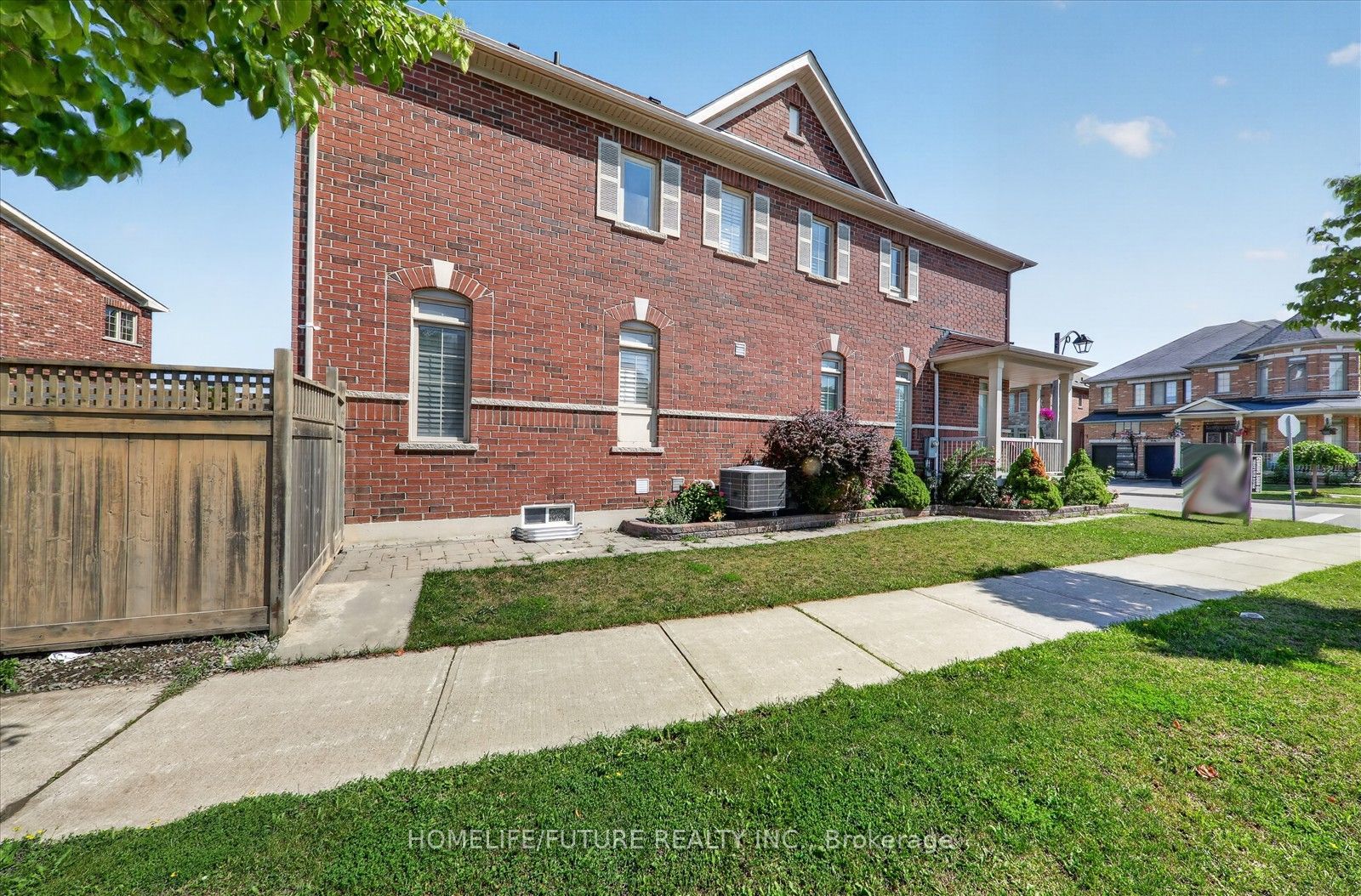 2 Astrid Terrace Property Photo 3