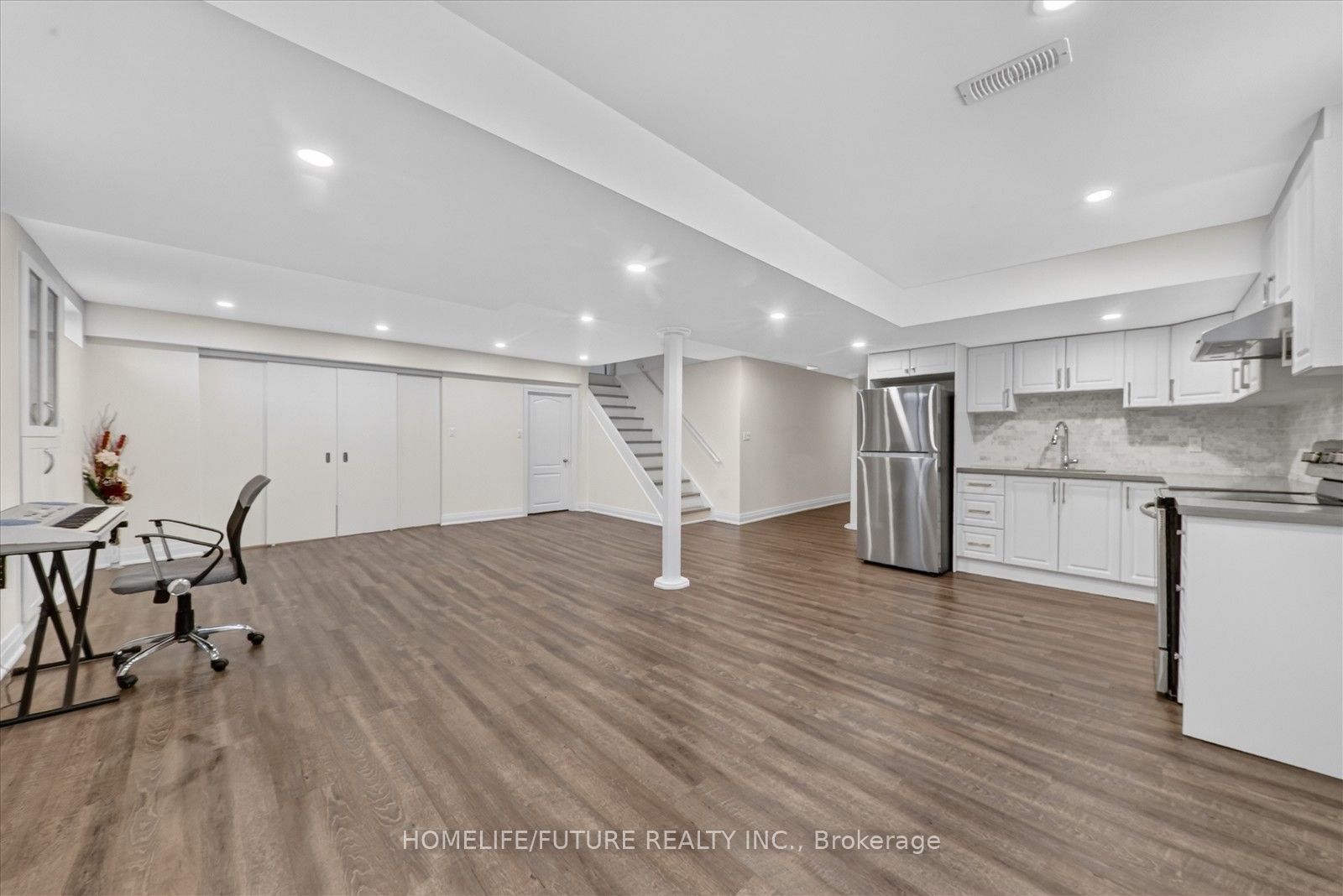 2 Astrid Terrace Property Photo 42