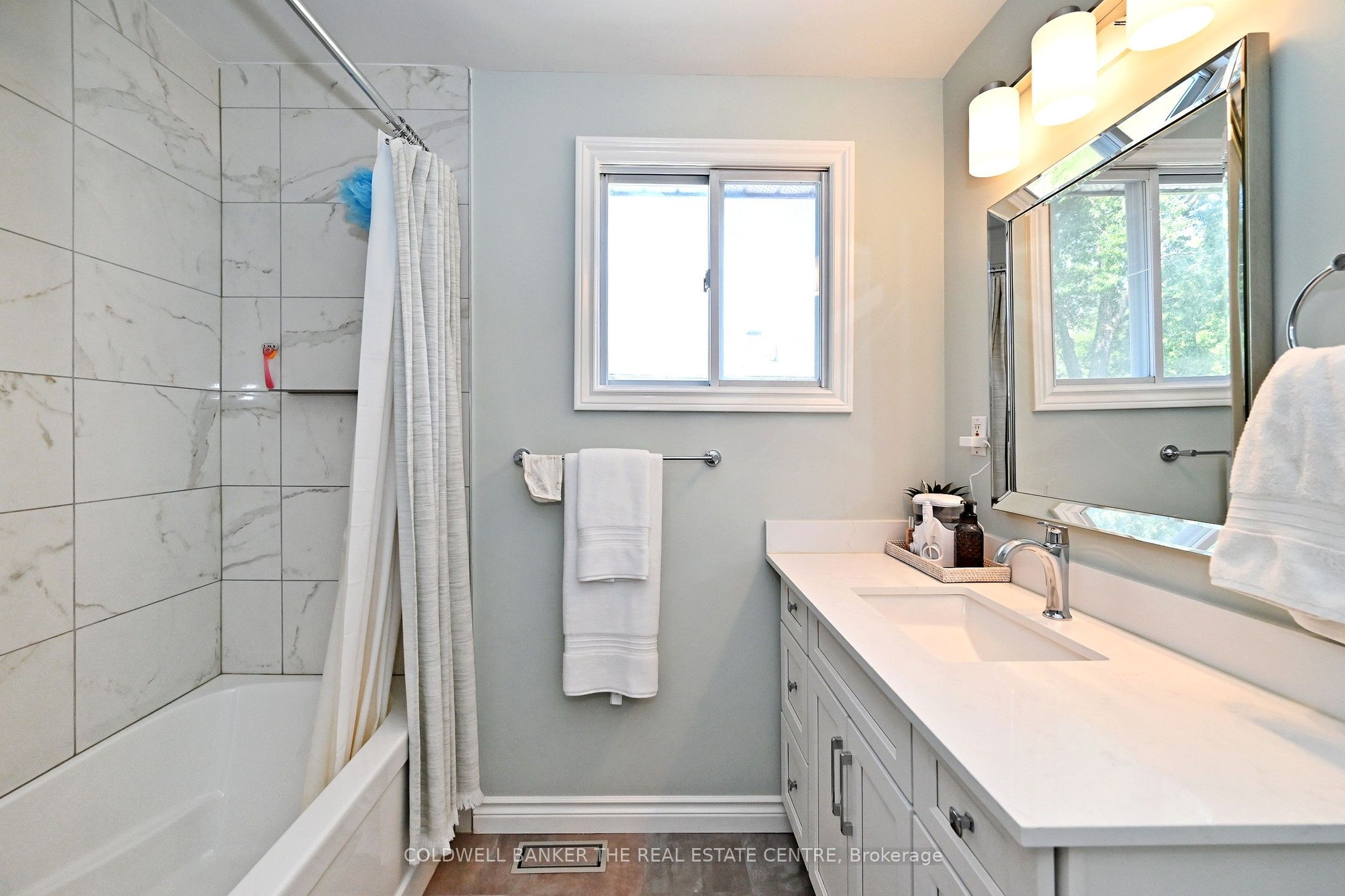 140 Lundy's Lane Property Photo 33