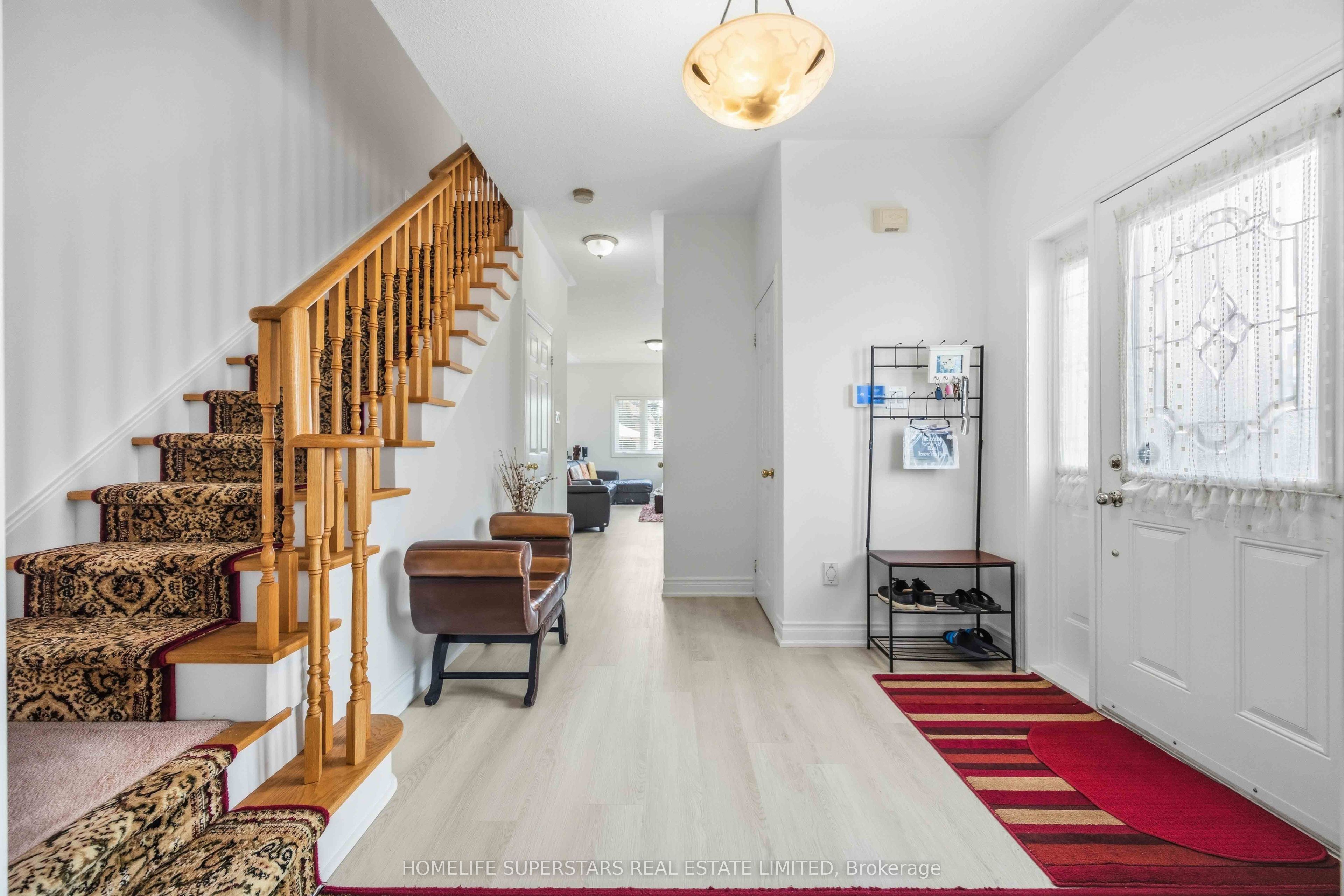 76 Riverlands Avenue Property Photo 8