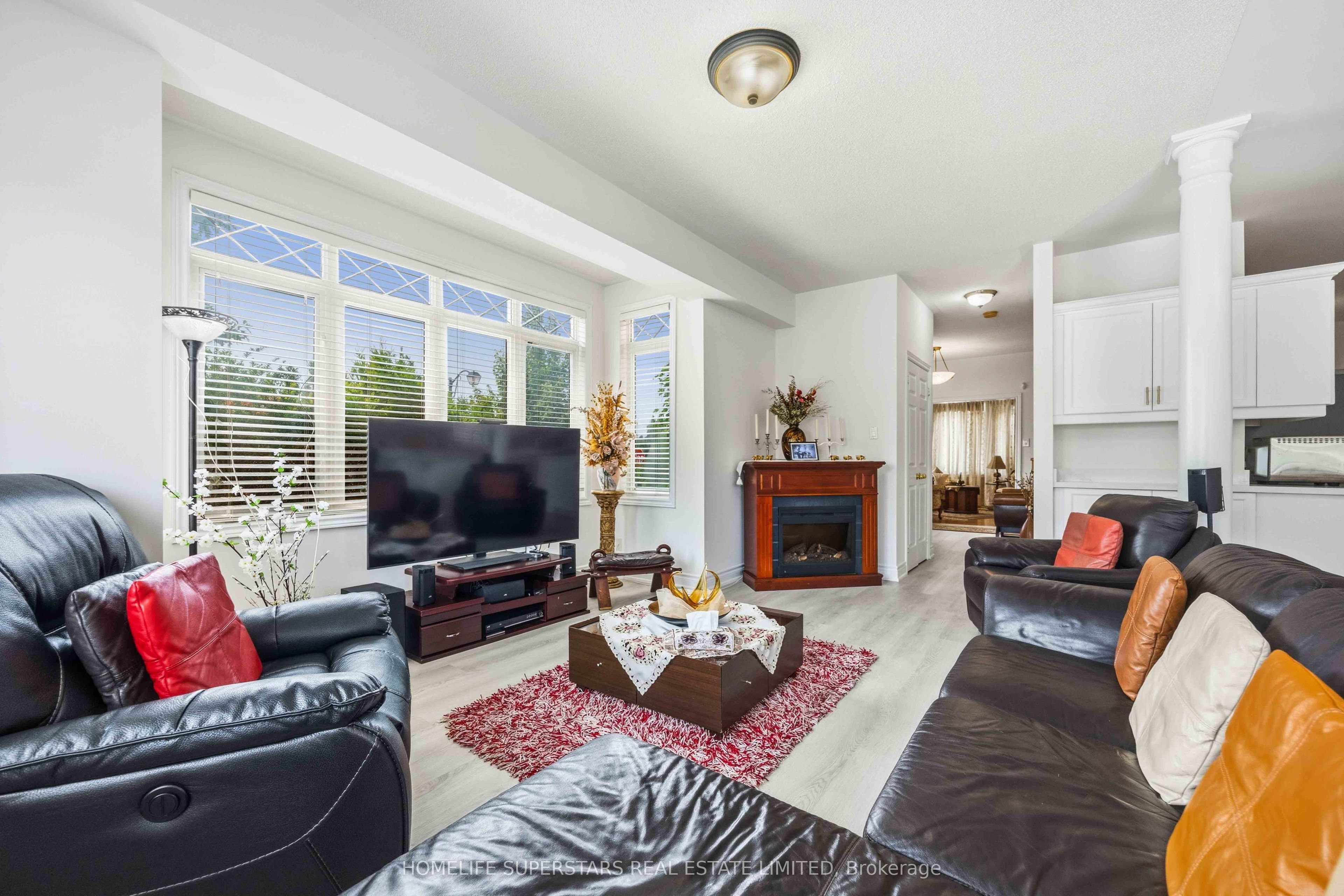 76 Riverlands Avenue Property Photo 9