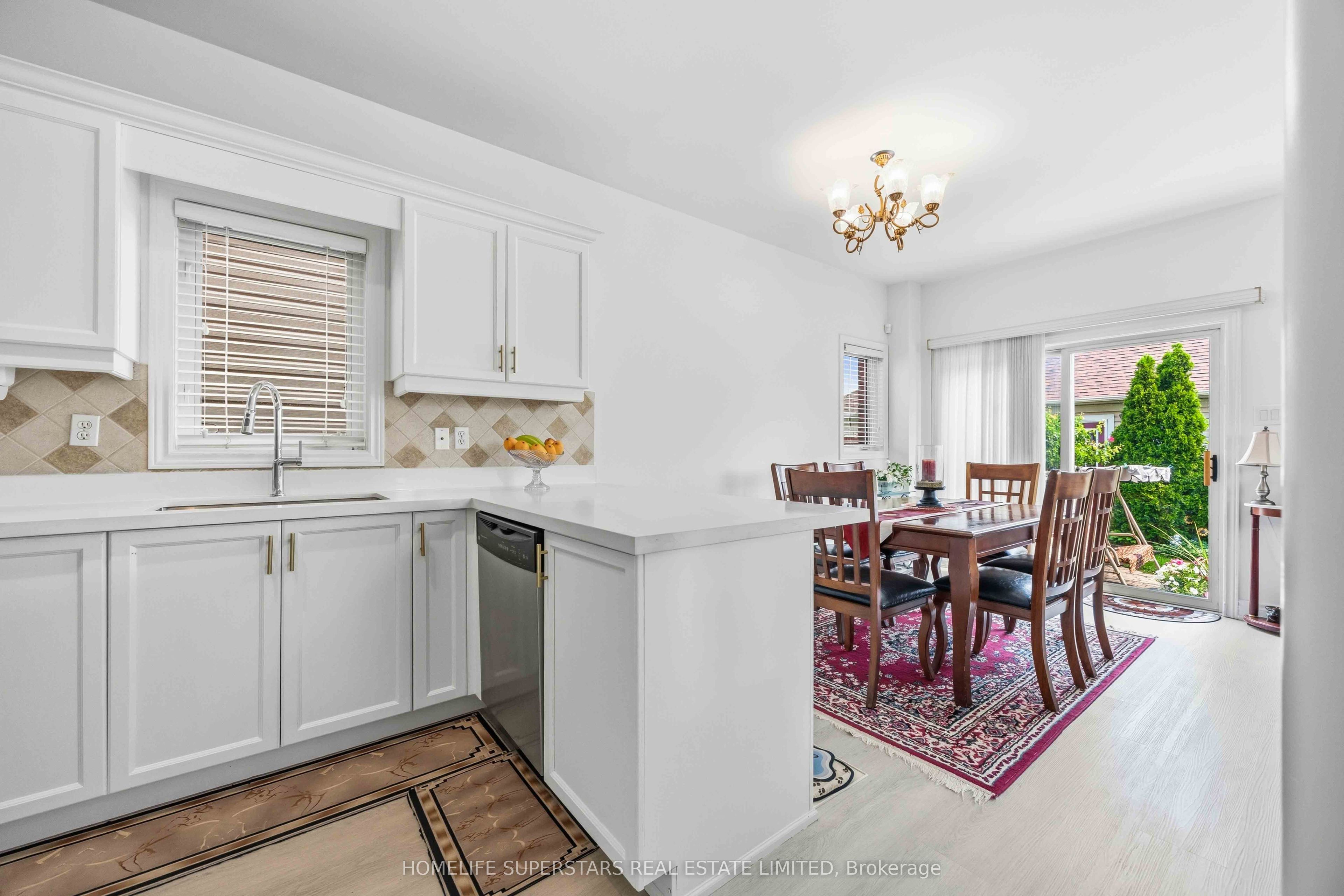 76 Riverlands Avenue Property Photo 14