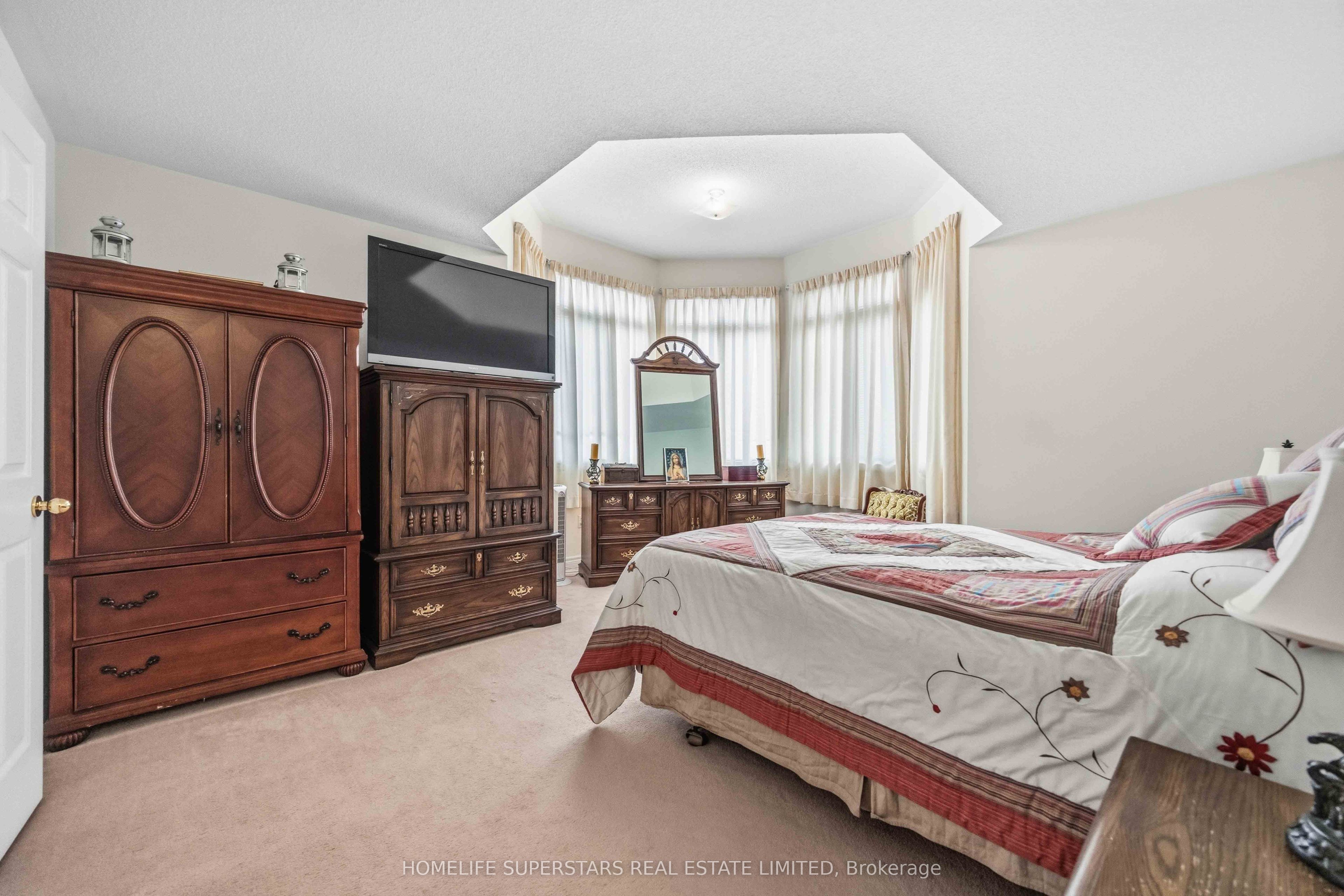 76 Riverlands Avenue Property Photo 17