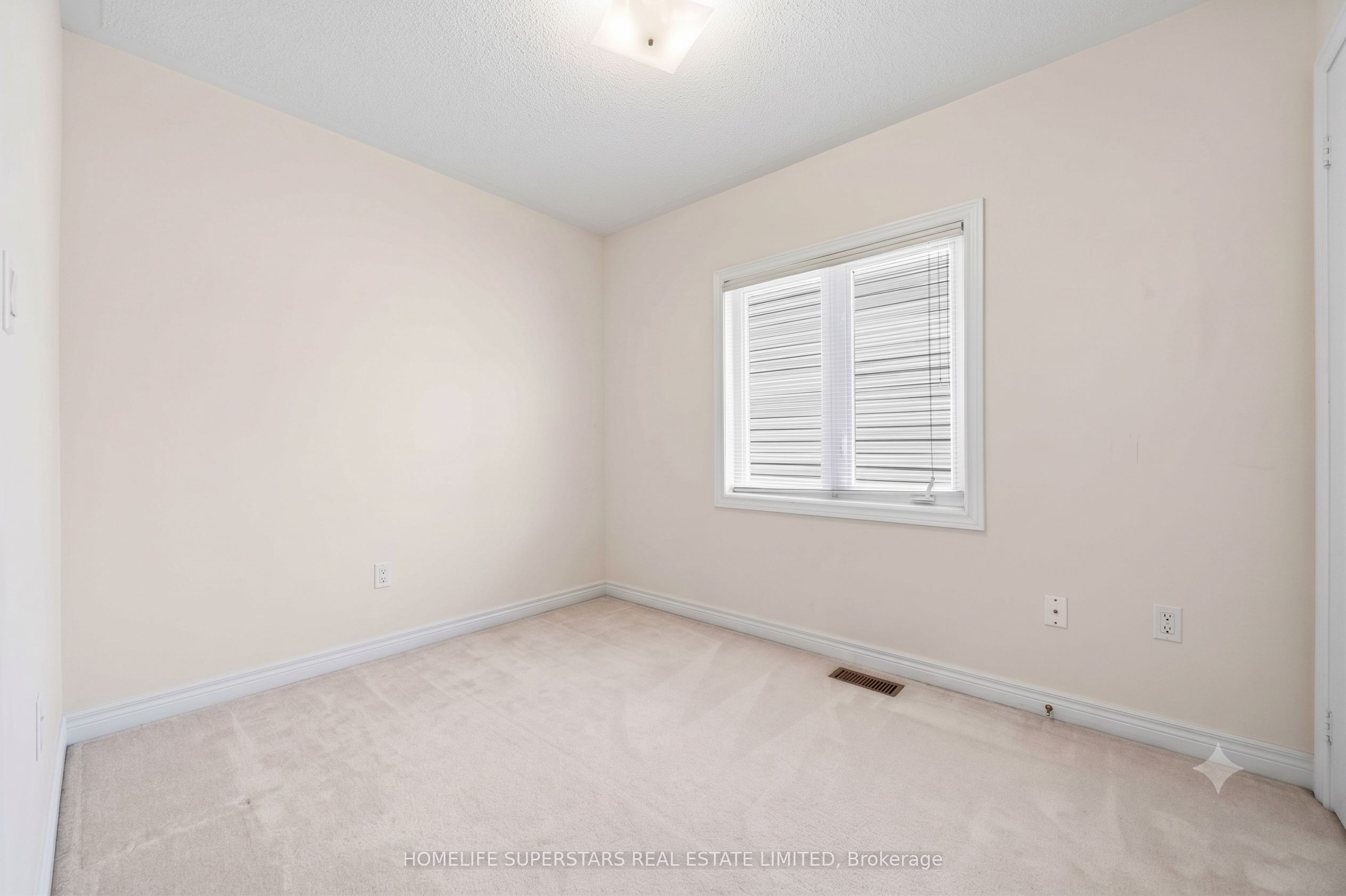 76 Riverlands Avenue Property Photo 23