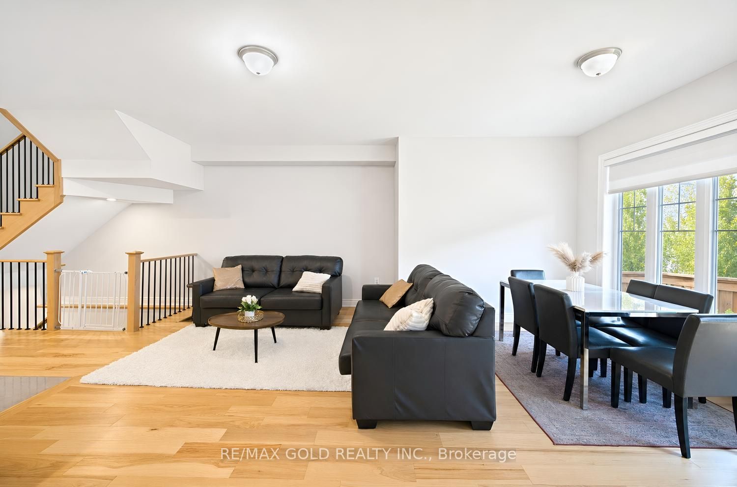 4 Kiernan Crescent N Property Photo 10