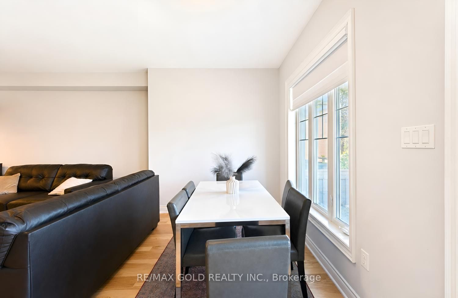 4 Kiernan Crescent N Property Photo 16