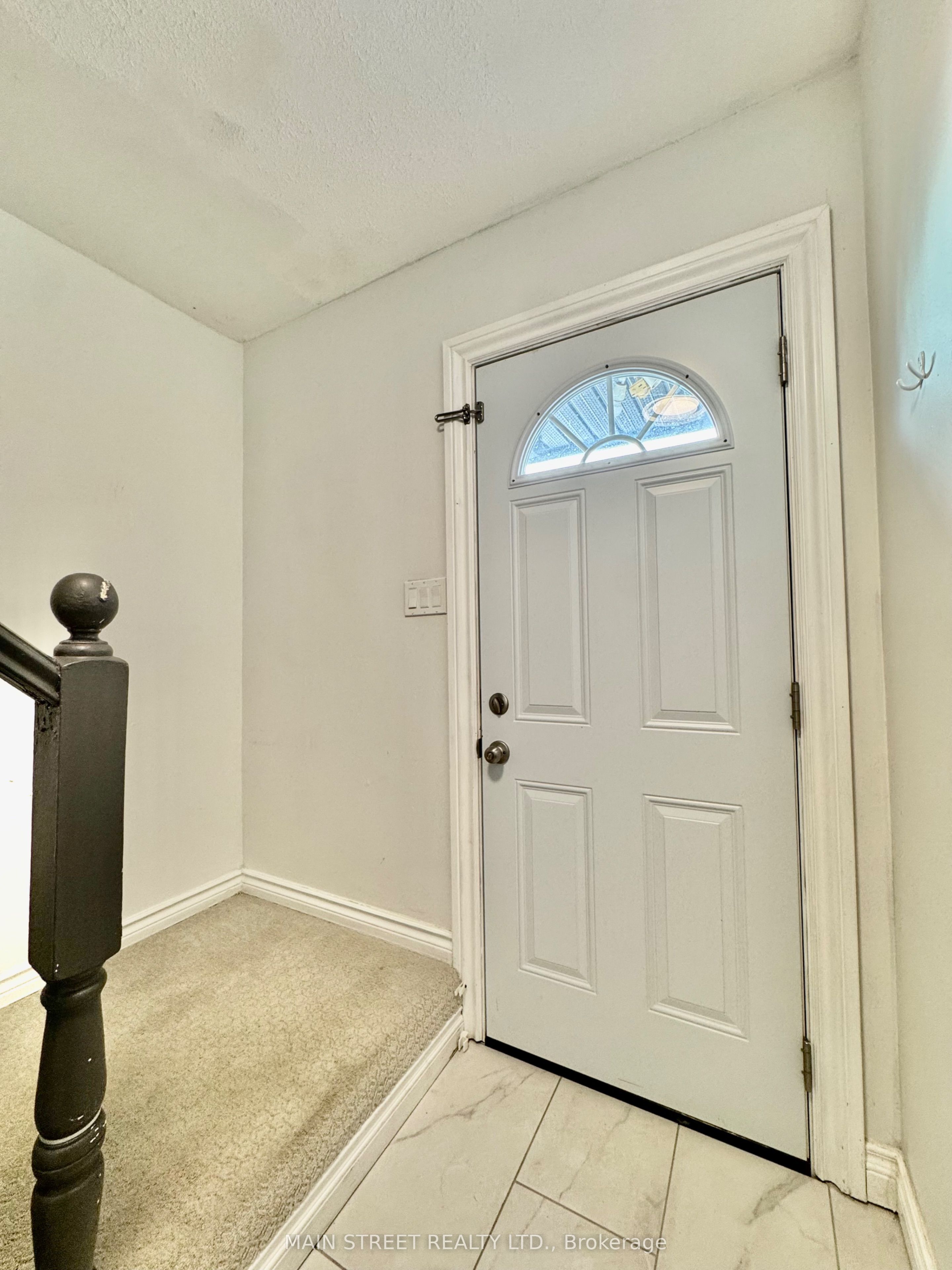 233 Thoms Crescent Property Photo 16