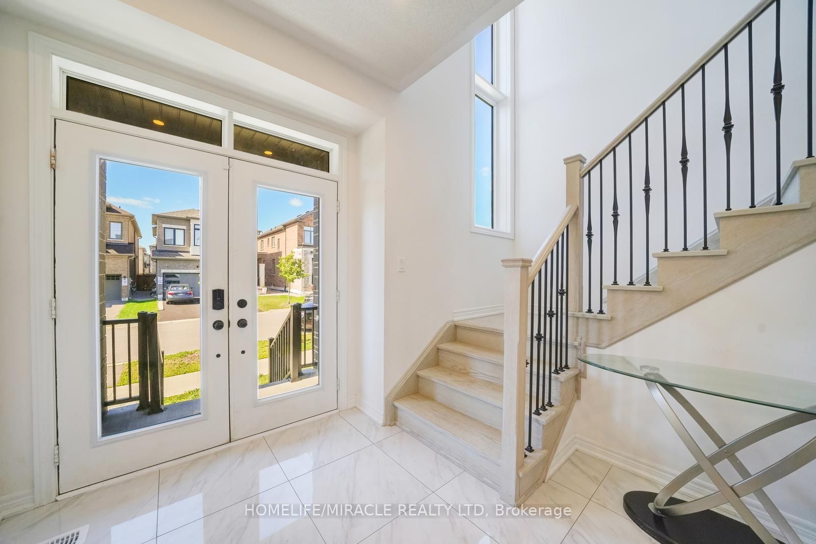 194 Boundary Boulevard Property Photo 3
