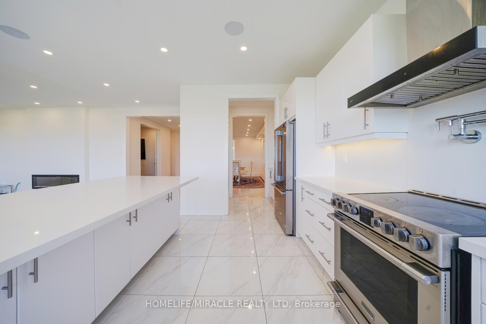 194 Boundary Boulevard Property Photo 19