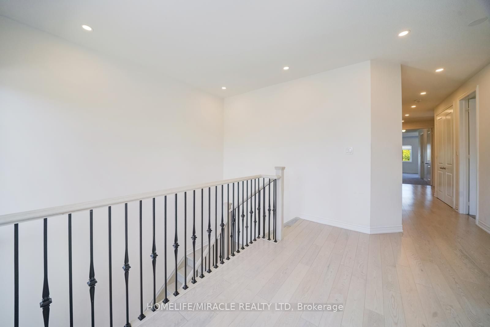 194 Boundary Boulevard Property Photo 27