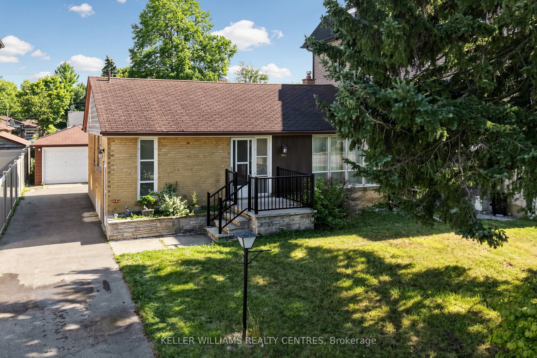 302 Palmer Avenue Property Photo 3