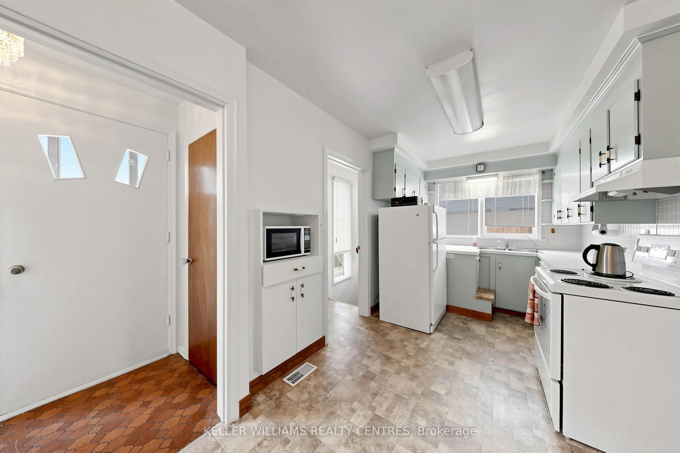 302 Palmer Avenue Property Photo 8