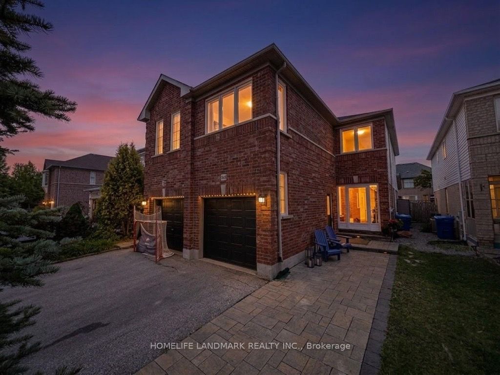 434 Heddle Crescent