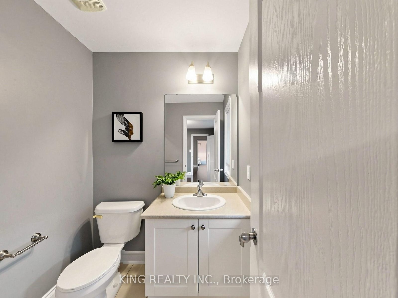 939 Goring Circle Property Photo 13