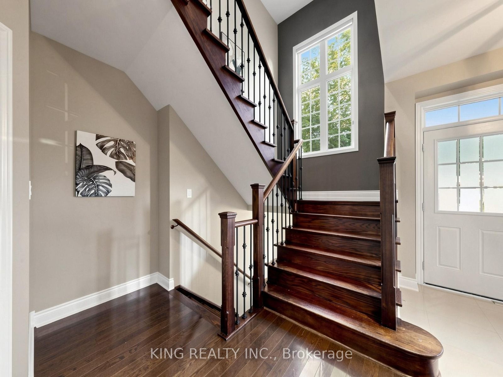 939 Goring Circle Property Photo 14