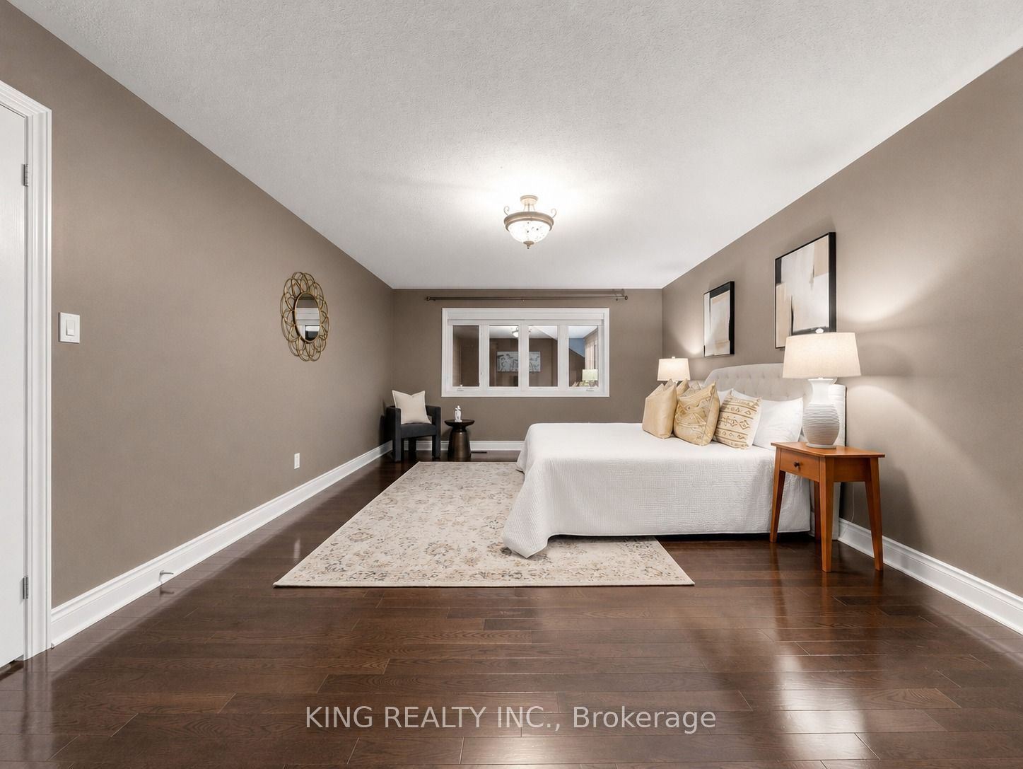939 Goring Circle Property Photo 17