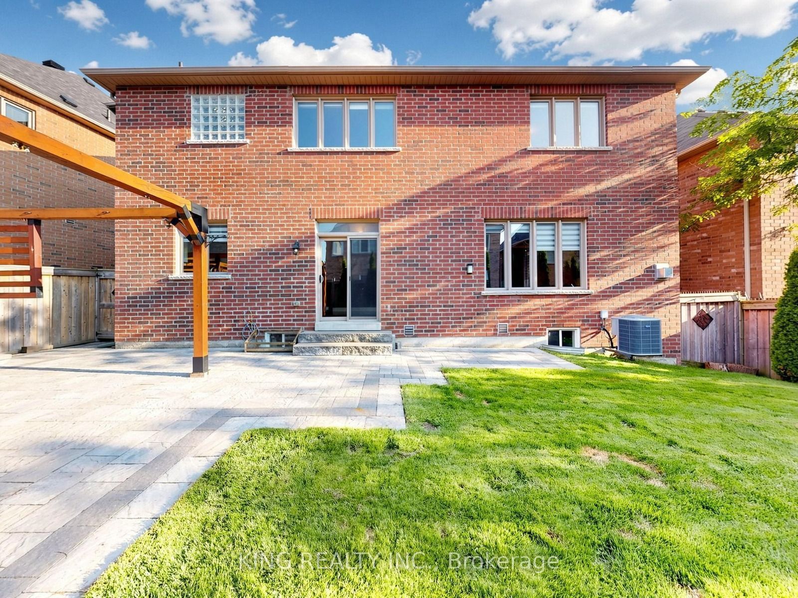 939 Goring Circle Property Photo 31