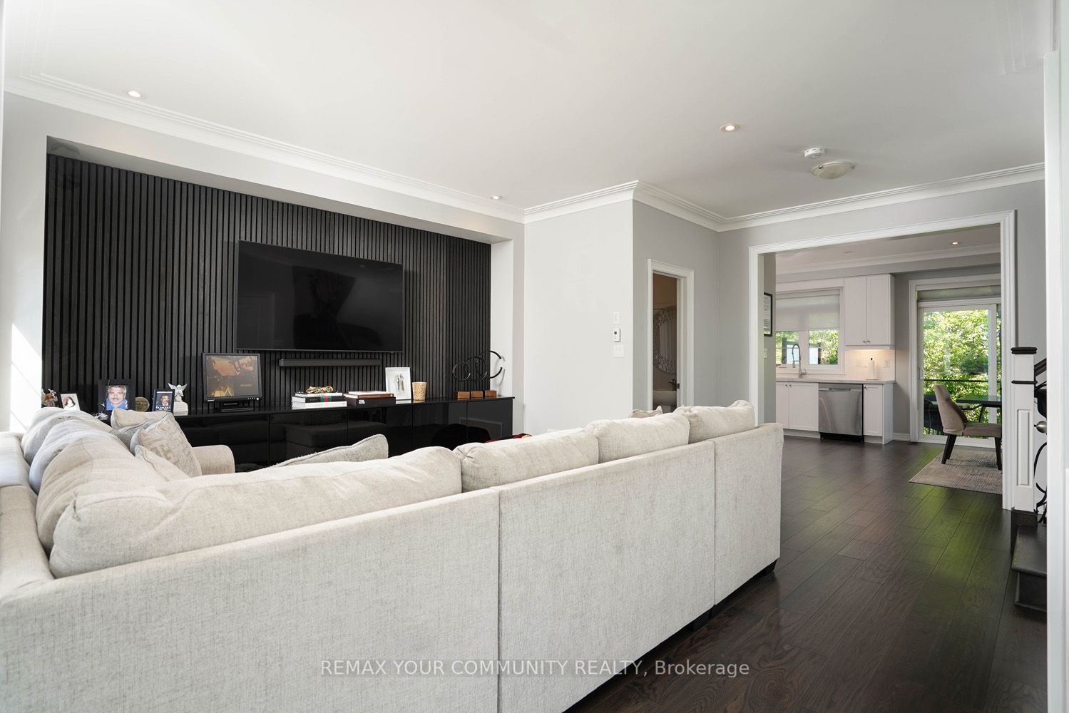 6 Globemaster Lane Property Photo 14