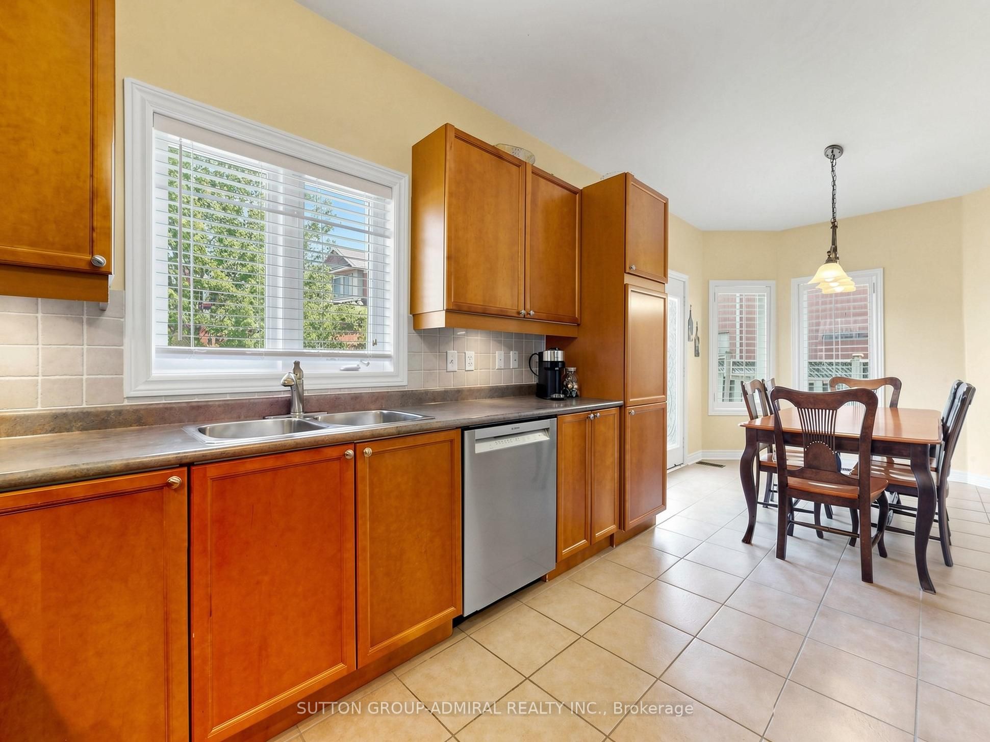 22 Canyon Hill Avenue Property Photo 13