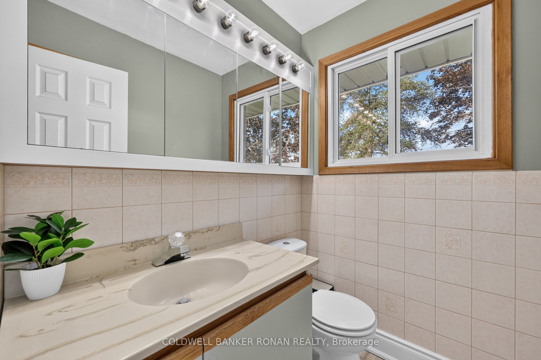 8799 Highway 89 Property Photo 21