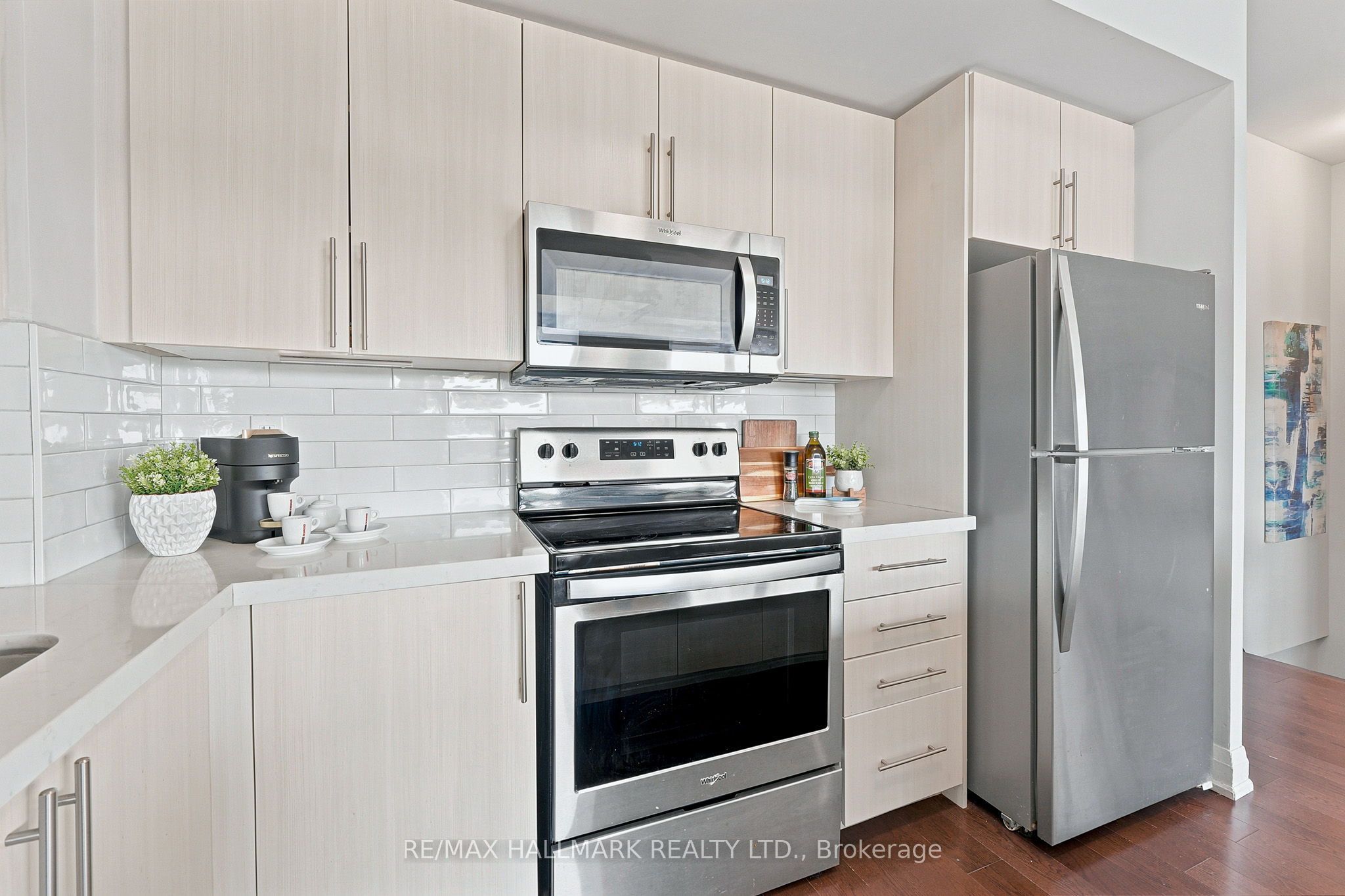 5279 Highway 7 203b Property Photo 9