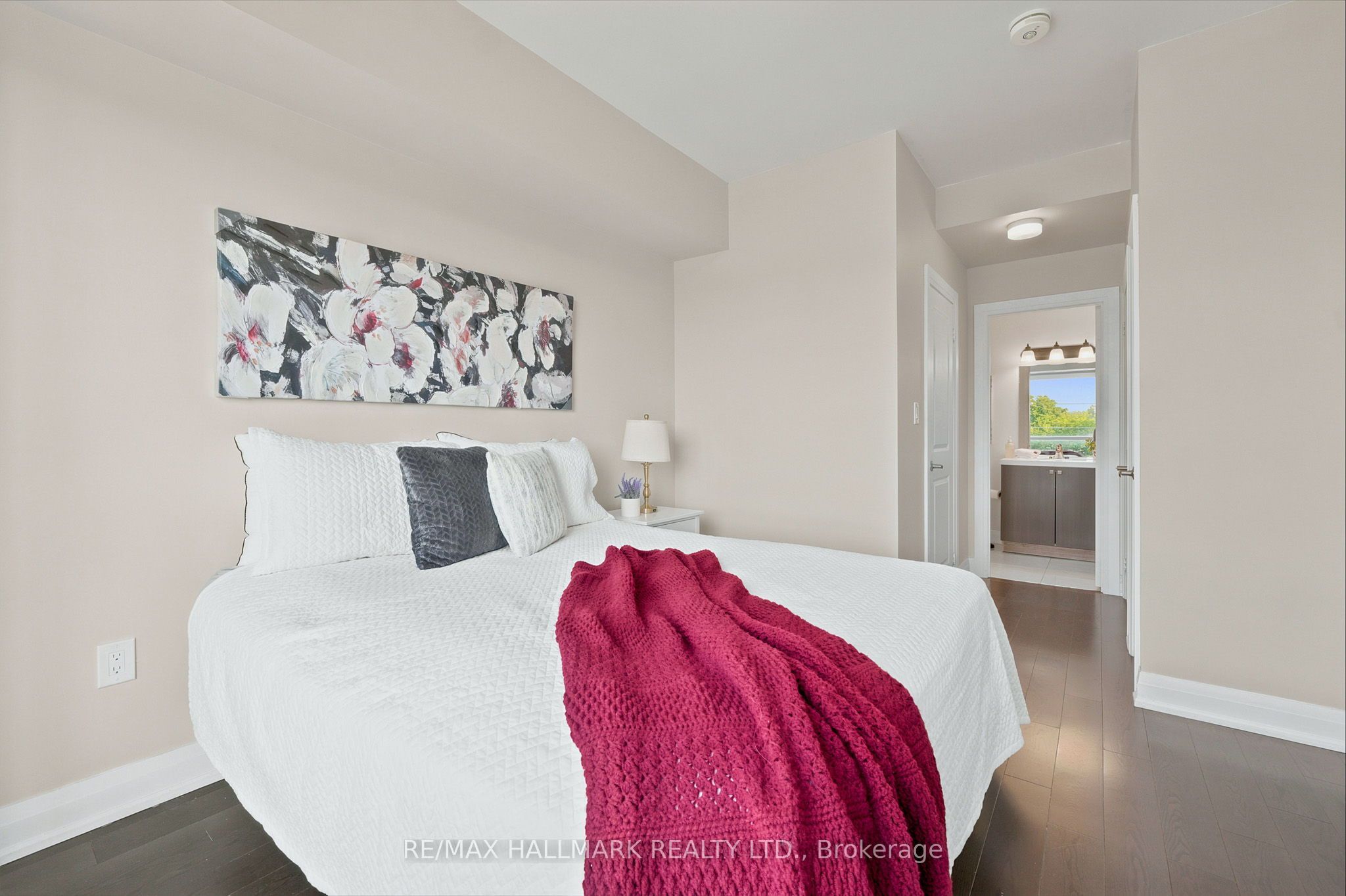 5279 Highway 7 203b Property Photo 24