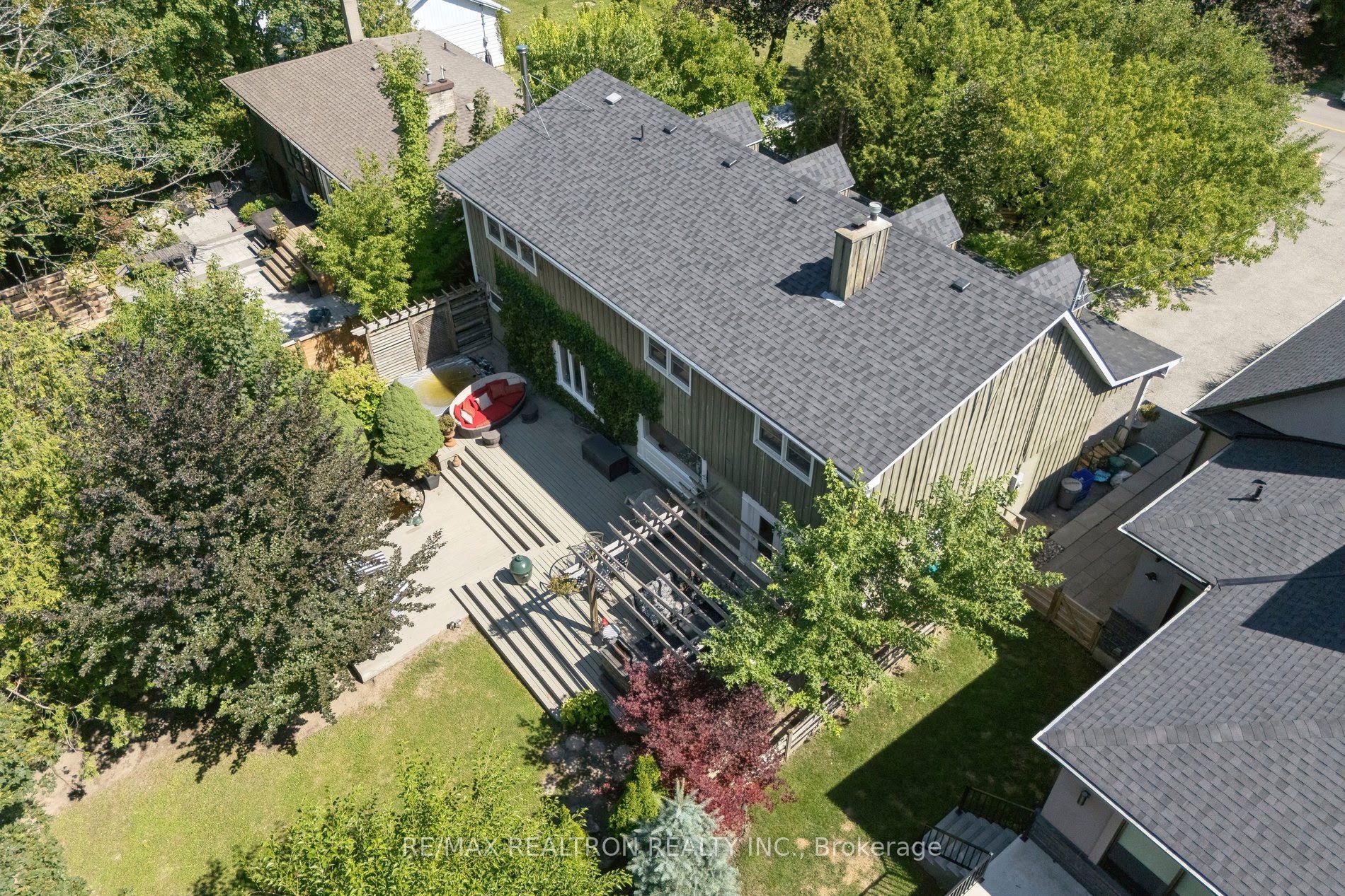 14 Rougecrest Drive Property Photo 1