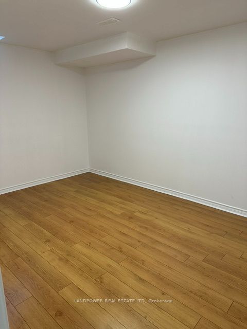 358 William Berczy Boulevard Bsmt Property Photo 6