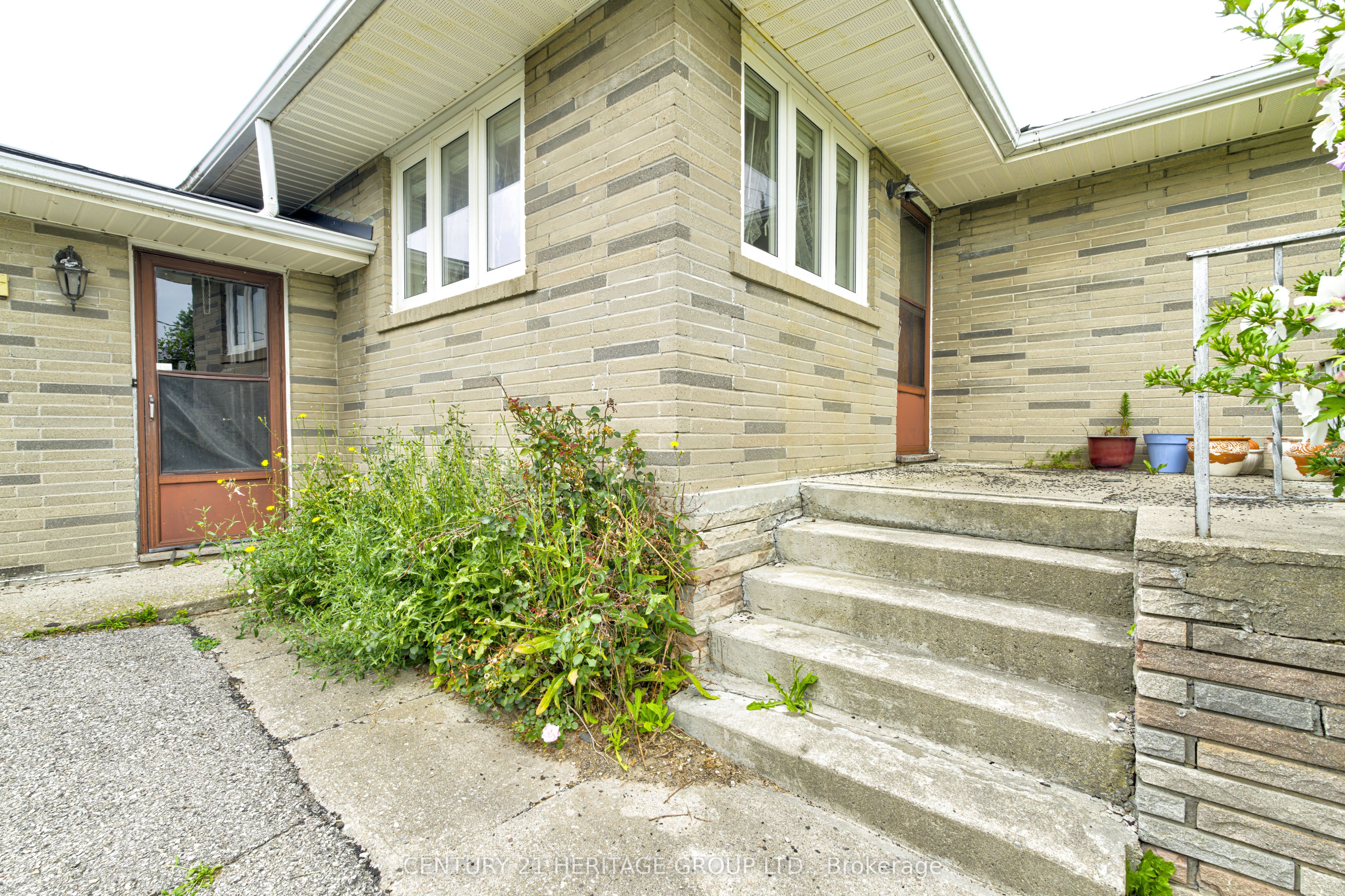 270 Walker Avenue Property Photo 3