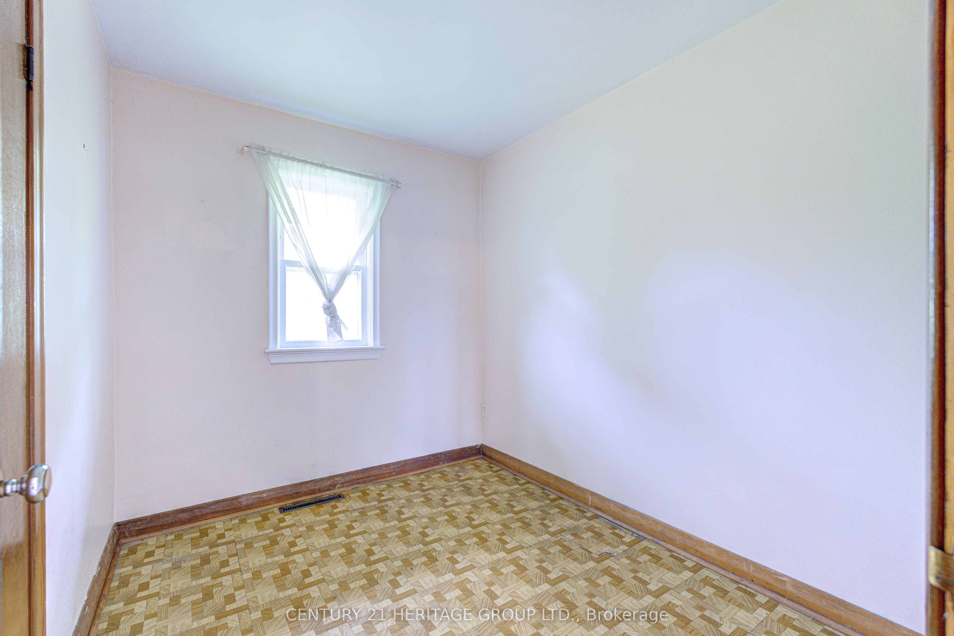 270 Walker Avenue Property Photo 18