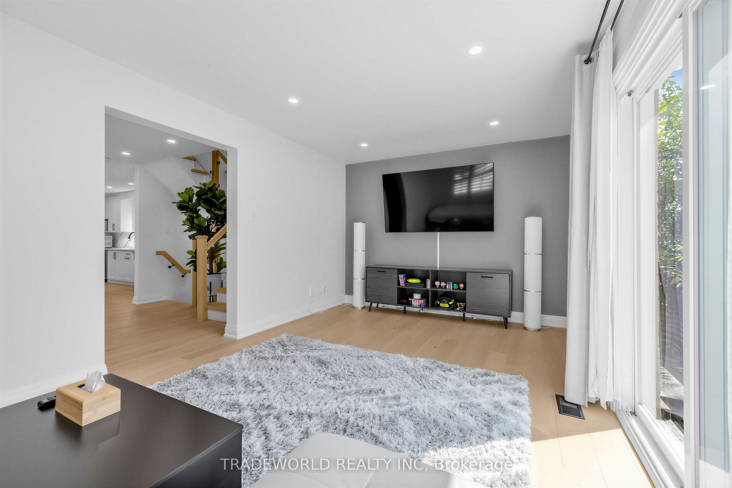 101 Meadowbank Road Property Photo 6
