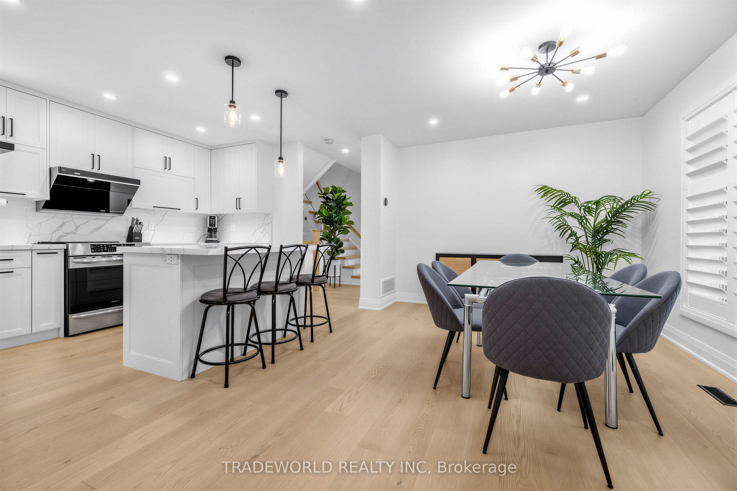 101 Meadowbank Road Property Photo 7