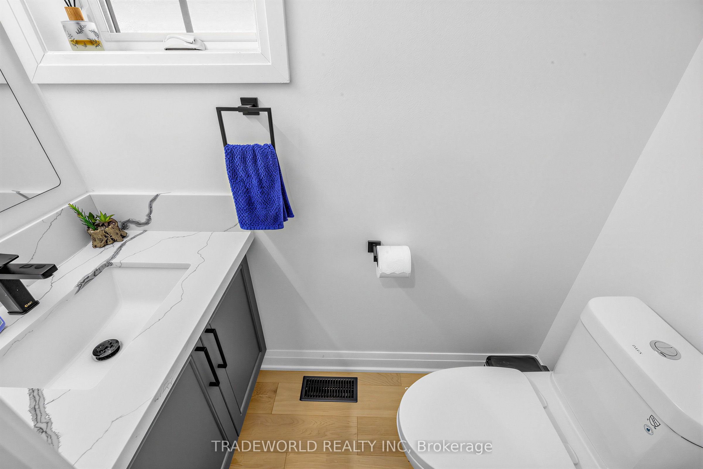 101 Meadowbank Road Property Photo 9