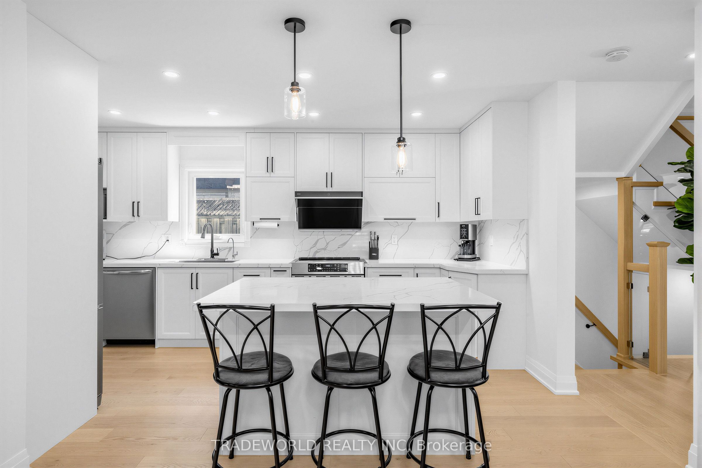 101 Meadowbank Road Property Photo 13