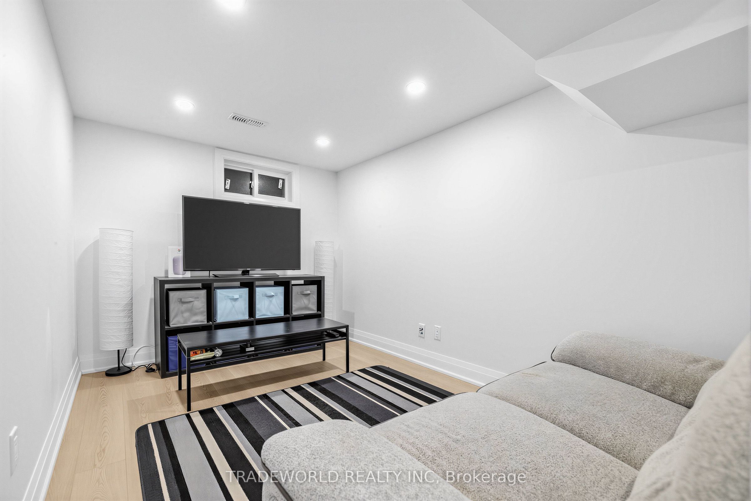 101 Meadowbank Road Property Photo 28