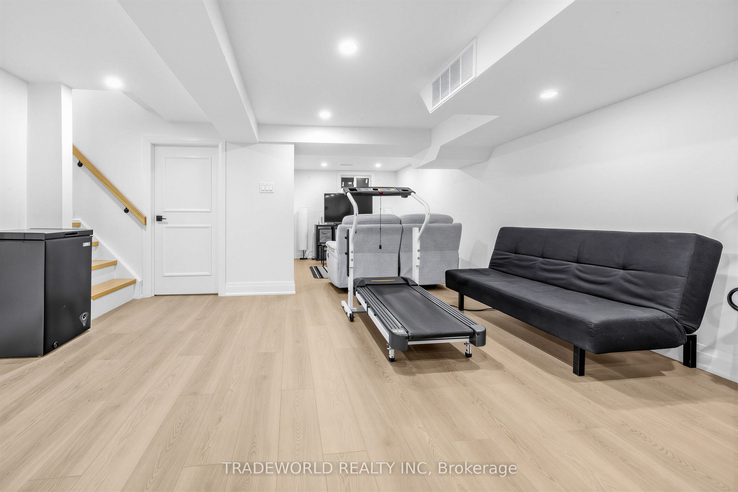 101 Meadowbank Road Property Photo 32