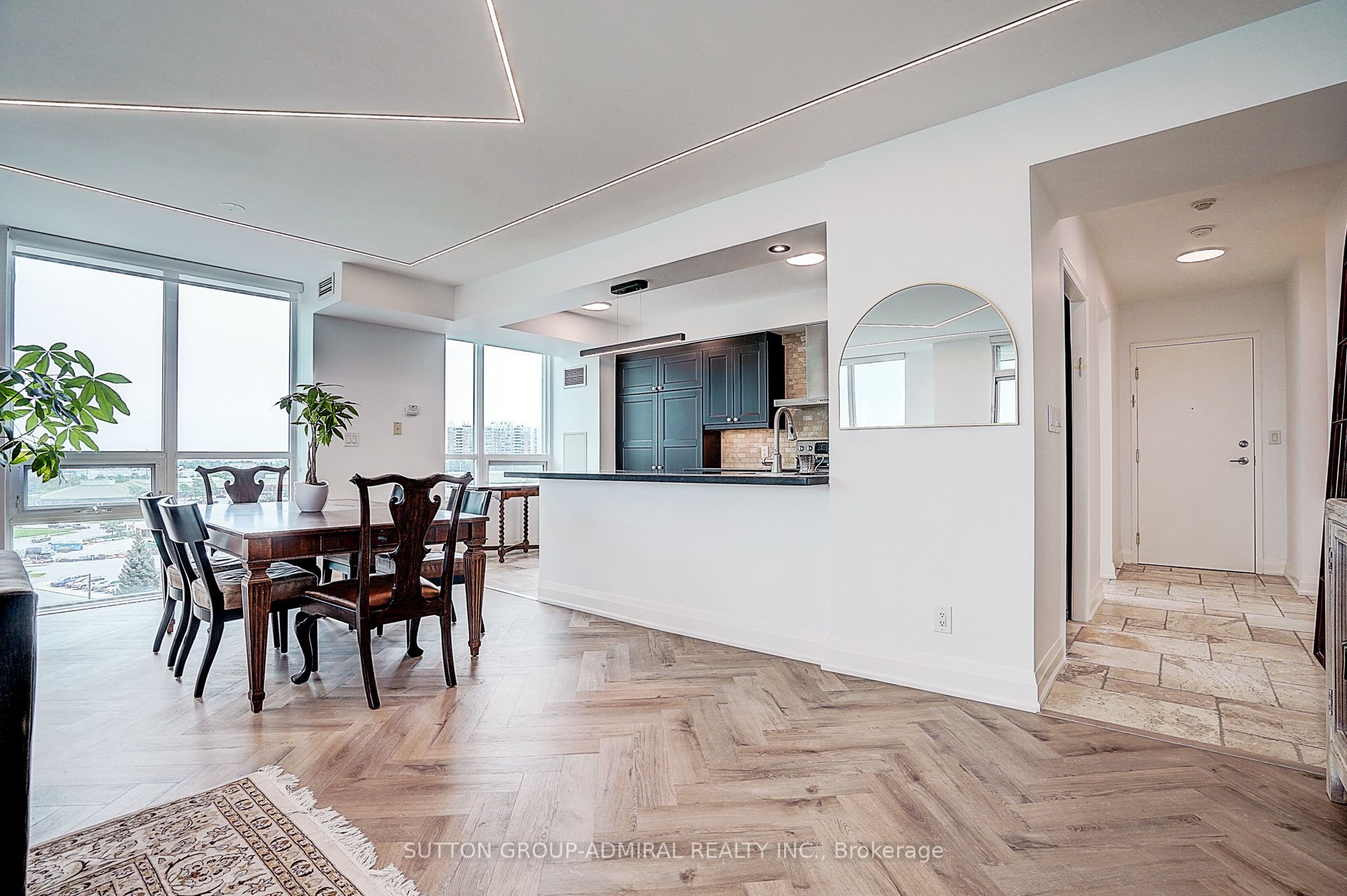 100 Promenade Circle 806 Property Photo 9