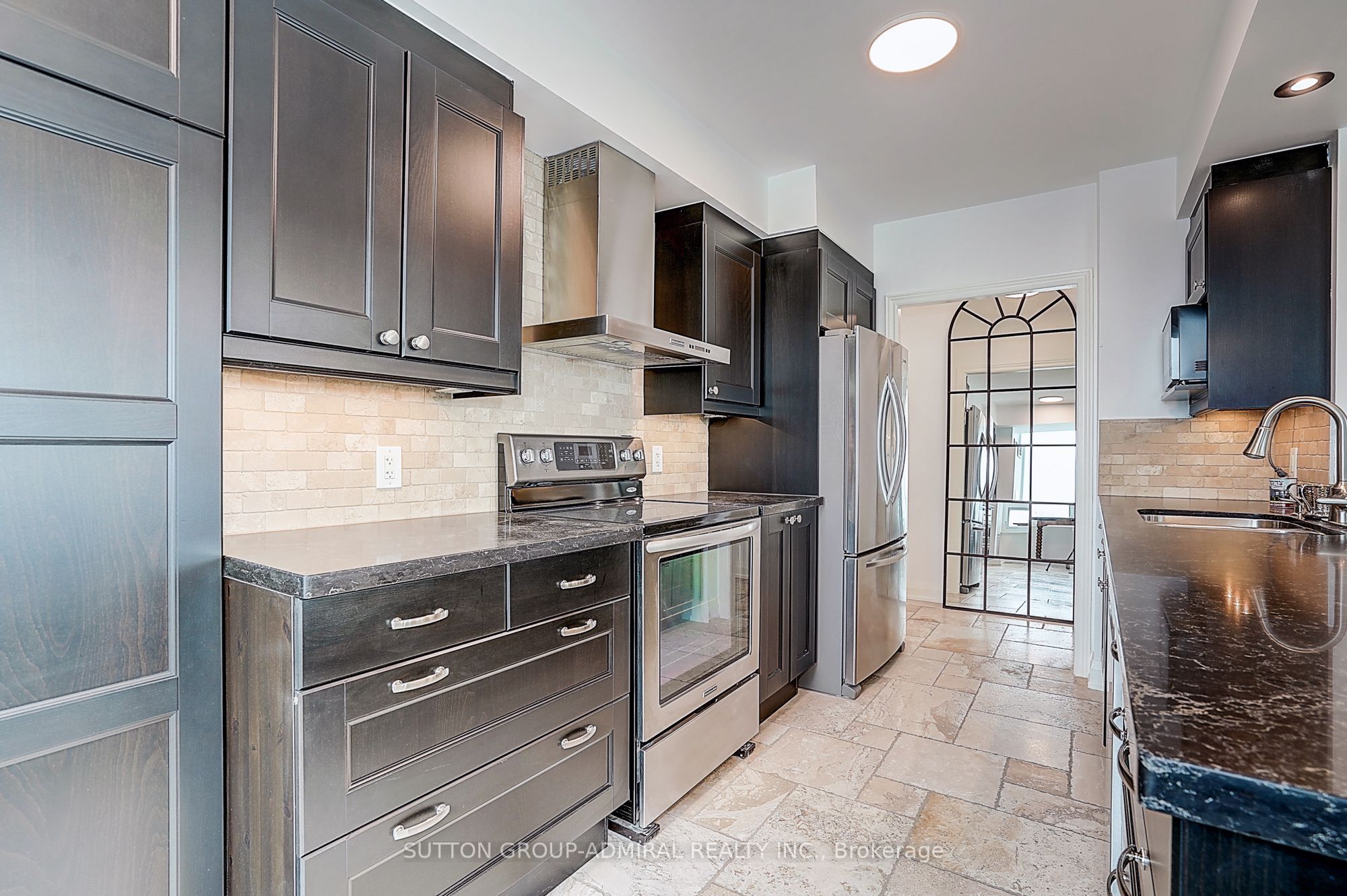100 Promenade Circle 806 Property Photo 19