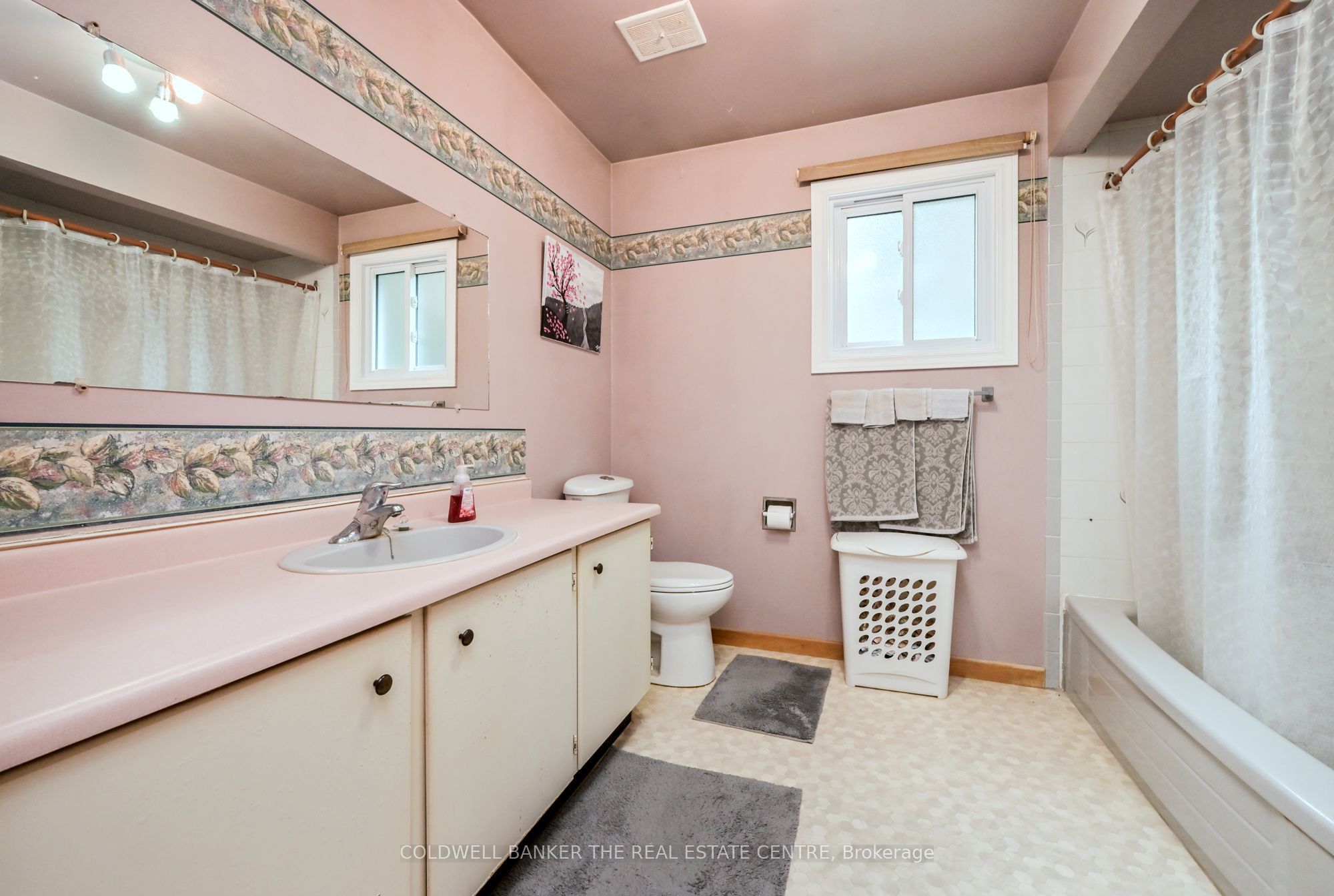 5471 8th Line Property Photo 11