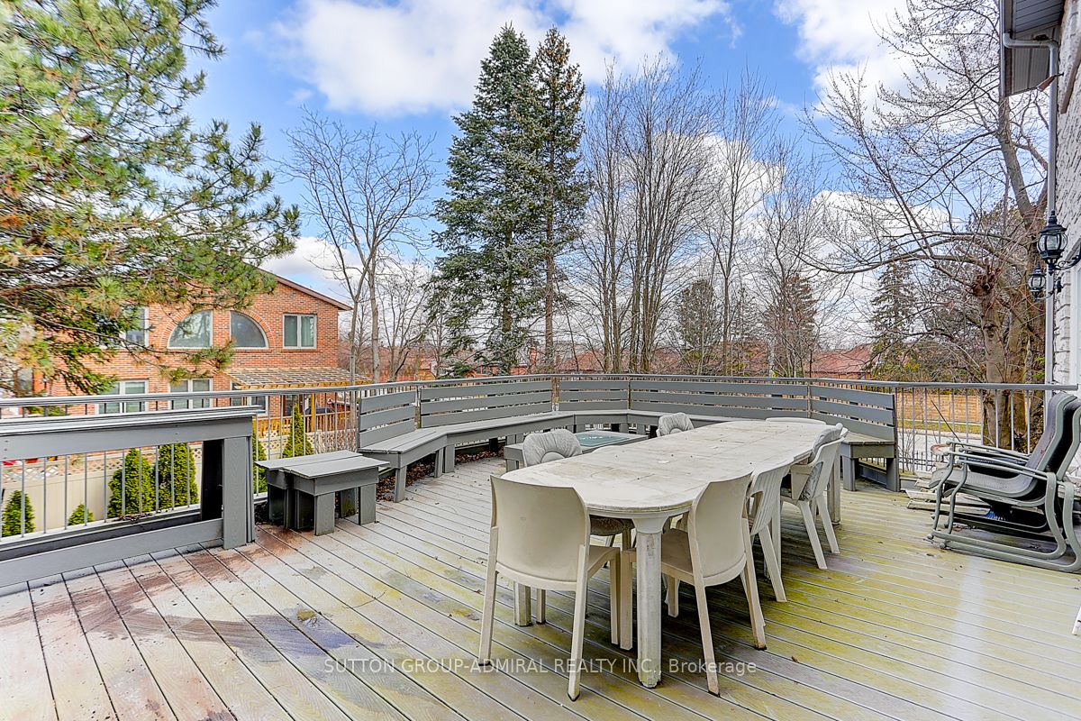 206 Arnold Avenue Property Photo 28