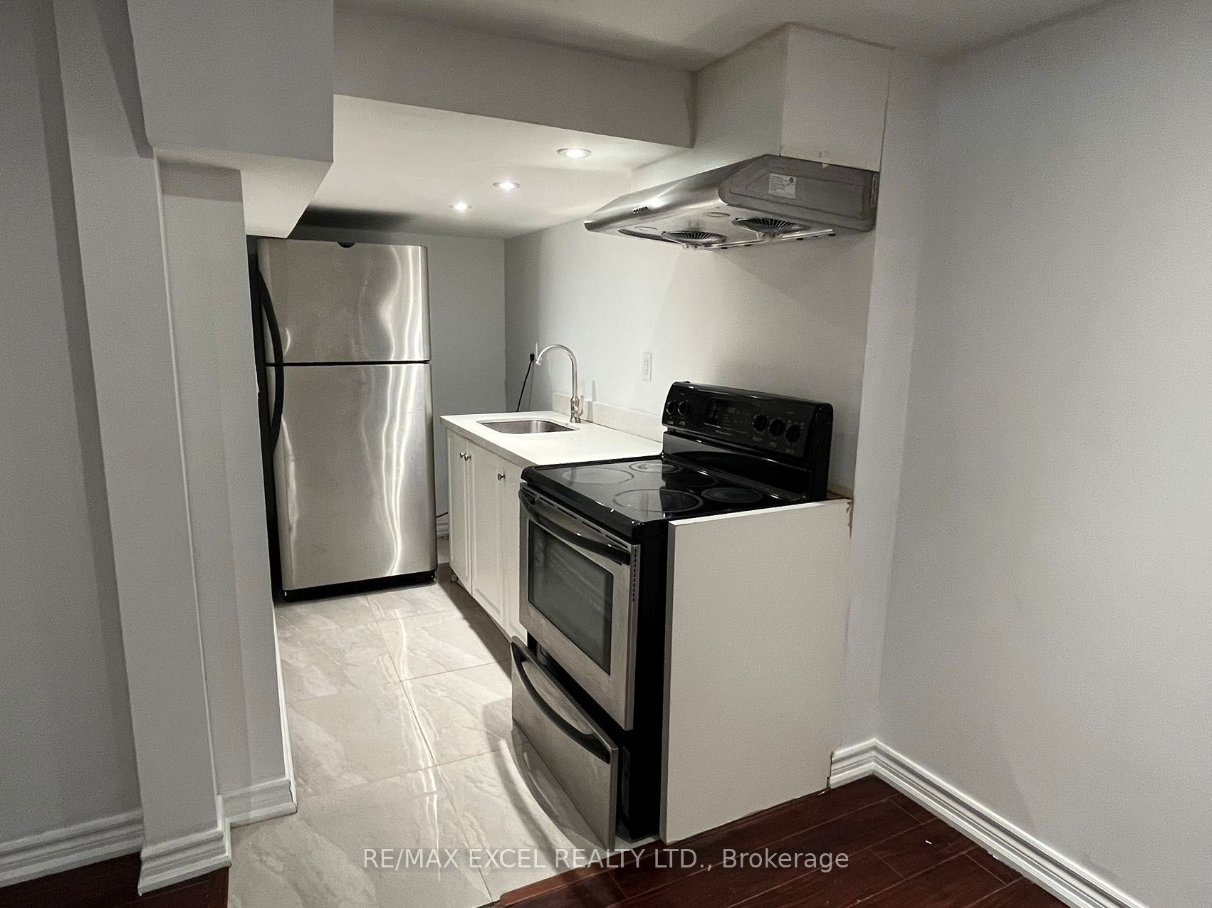 63 William Bartlett Drive Bsmt Property Photo 1
