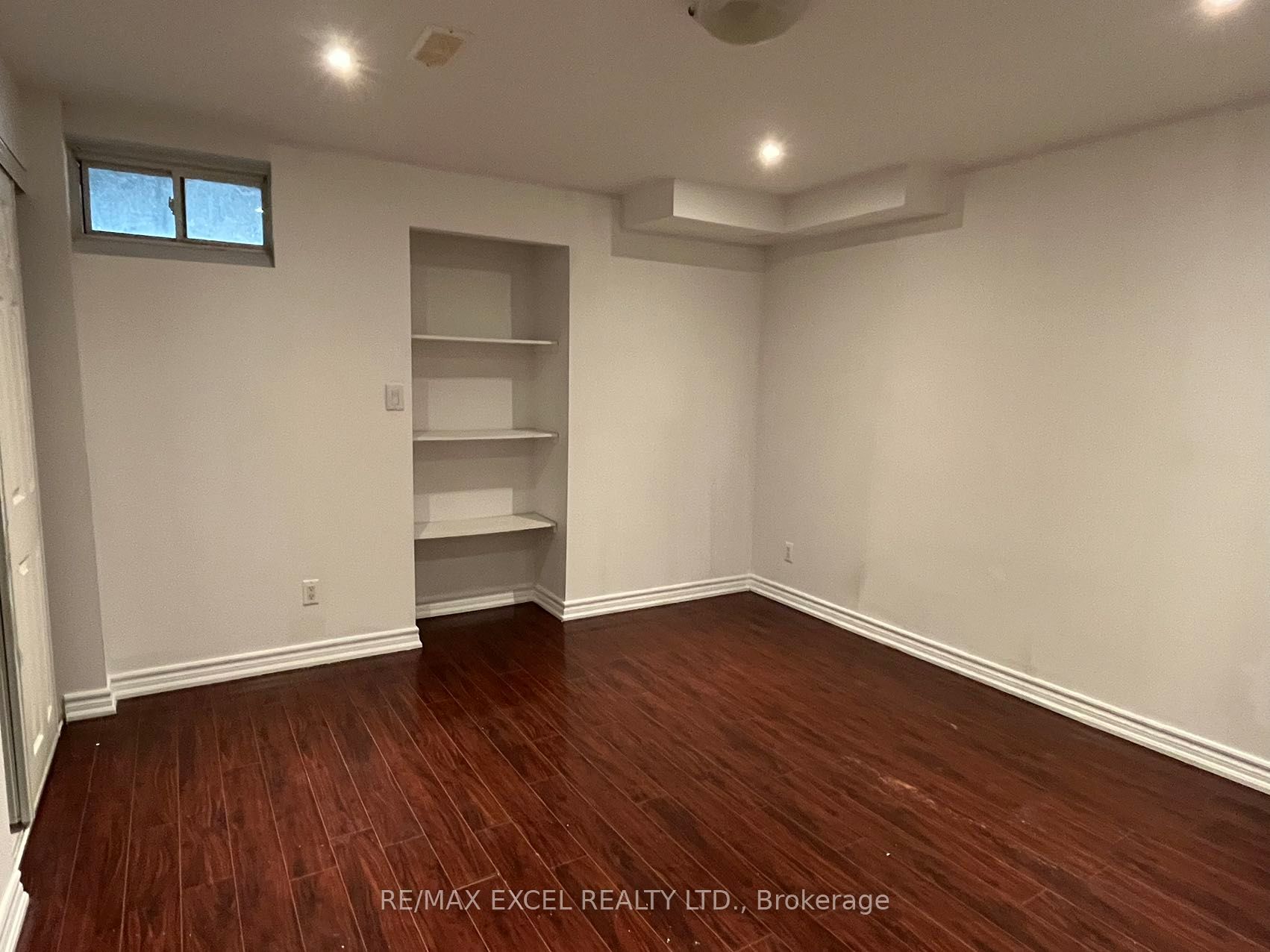 63 William Bartlett Drive Bsmt Property Photo 6