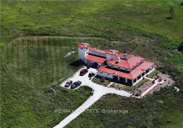 4509/A 10 Sideroad Road Property Photo 1