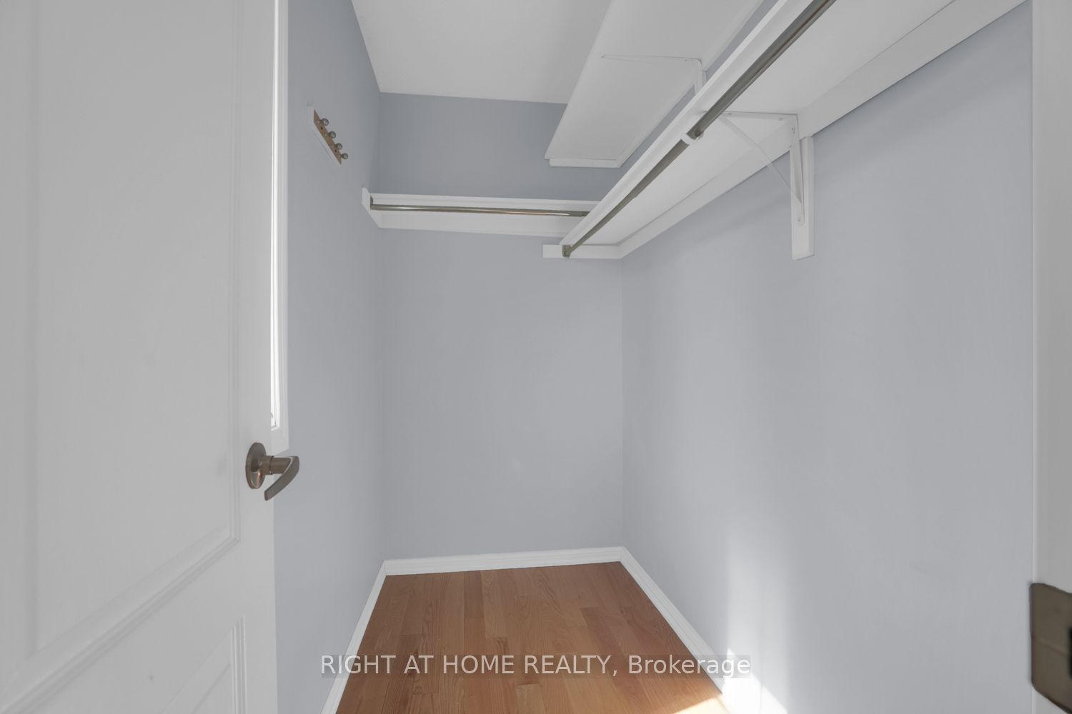 84 Dougherty Crescent Property Photo 12