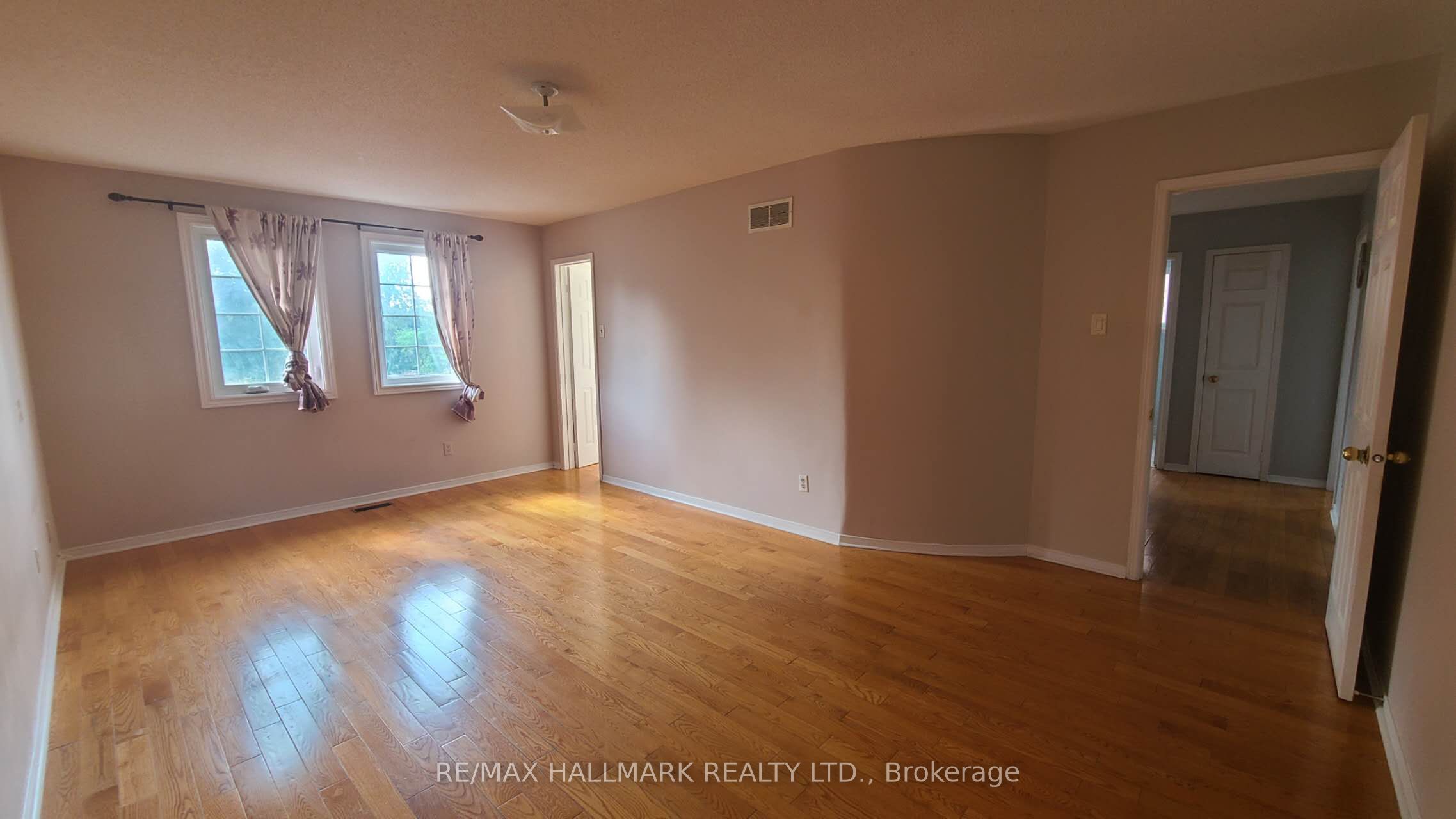 63 Cairns Drive Property Photo 9