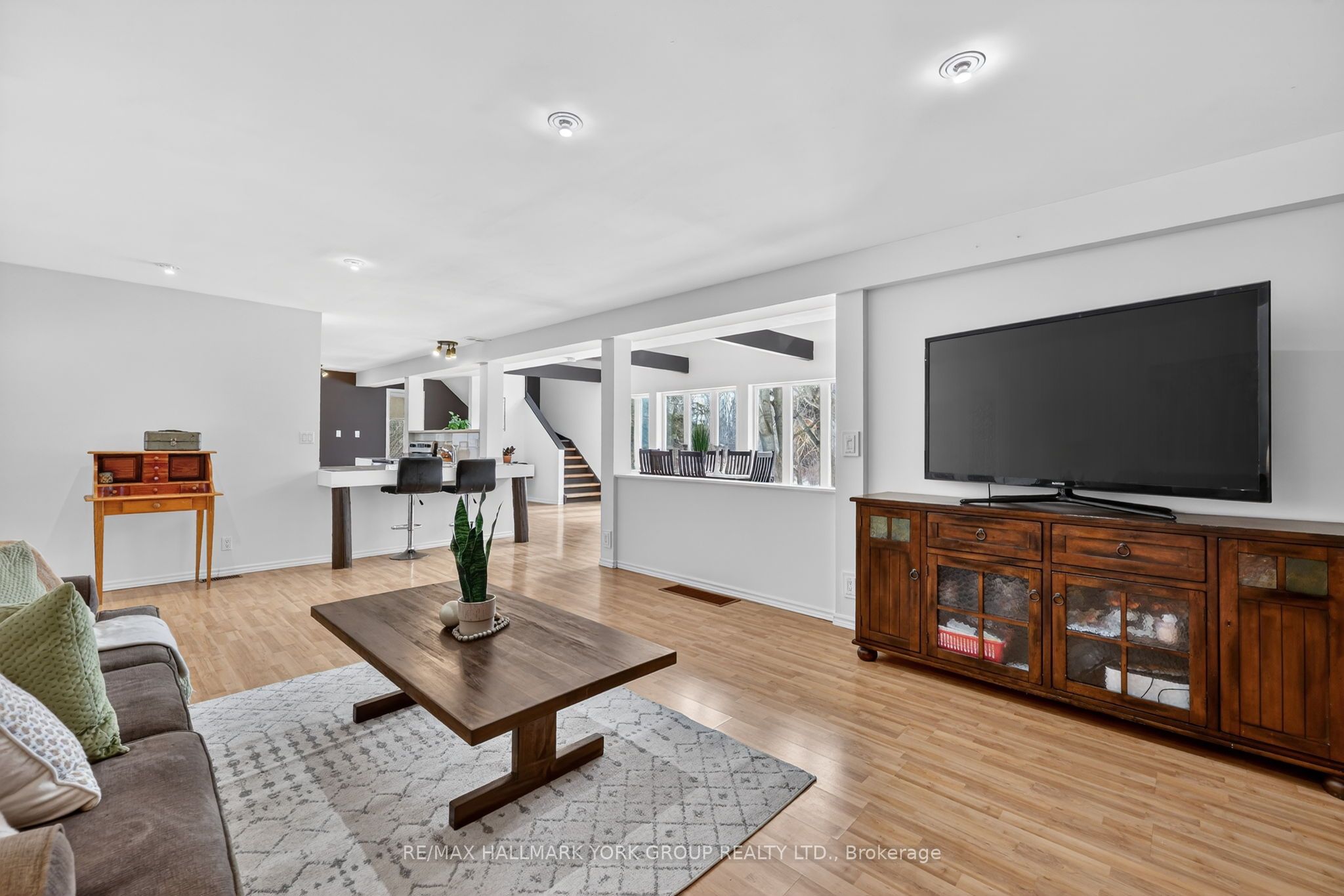 5768 Smith Boulevard Property Photo 5