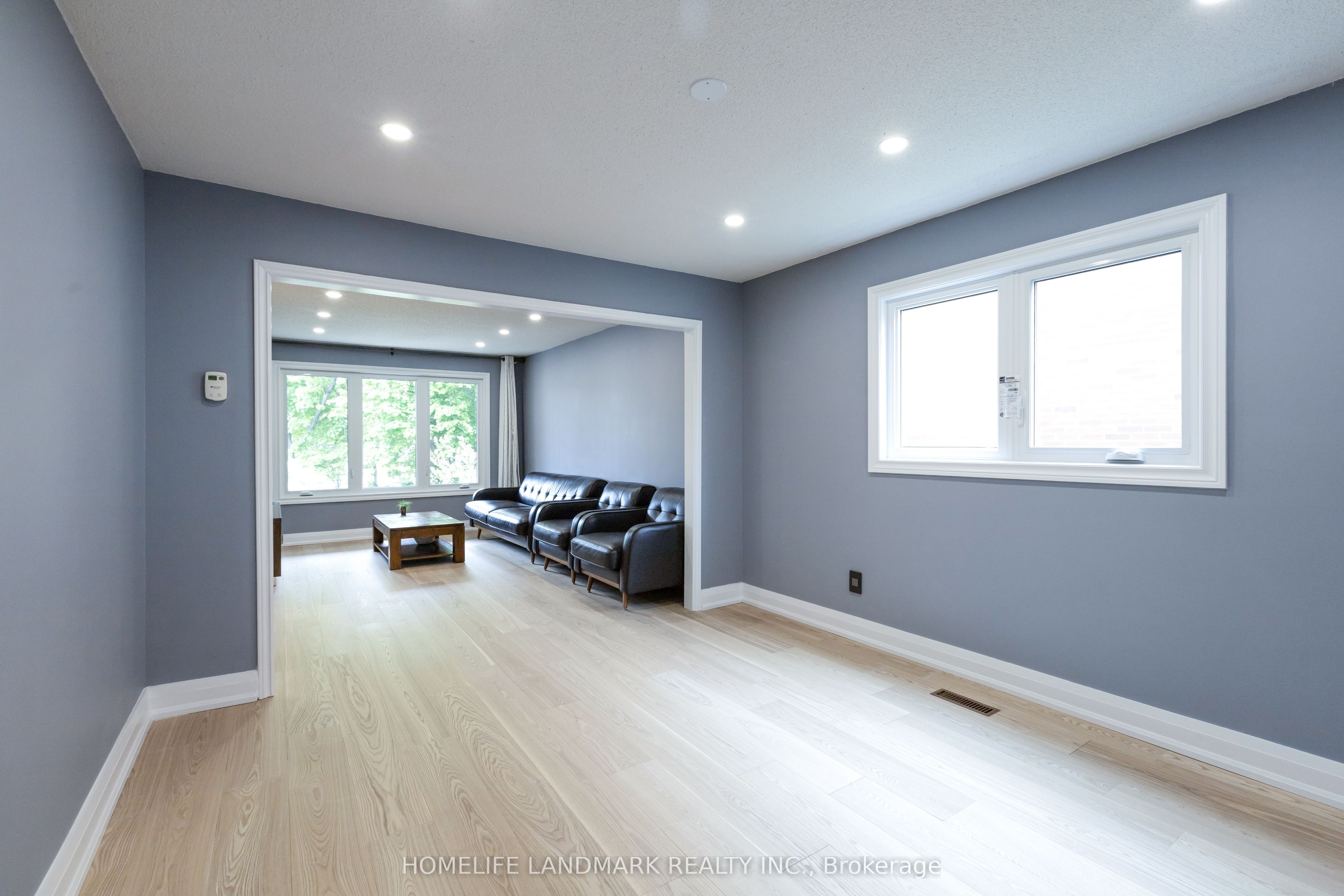 9755 Keele Street Property Photo 7