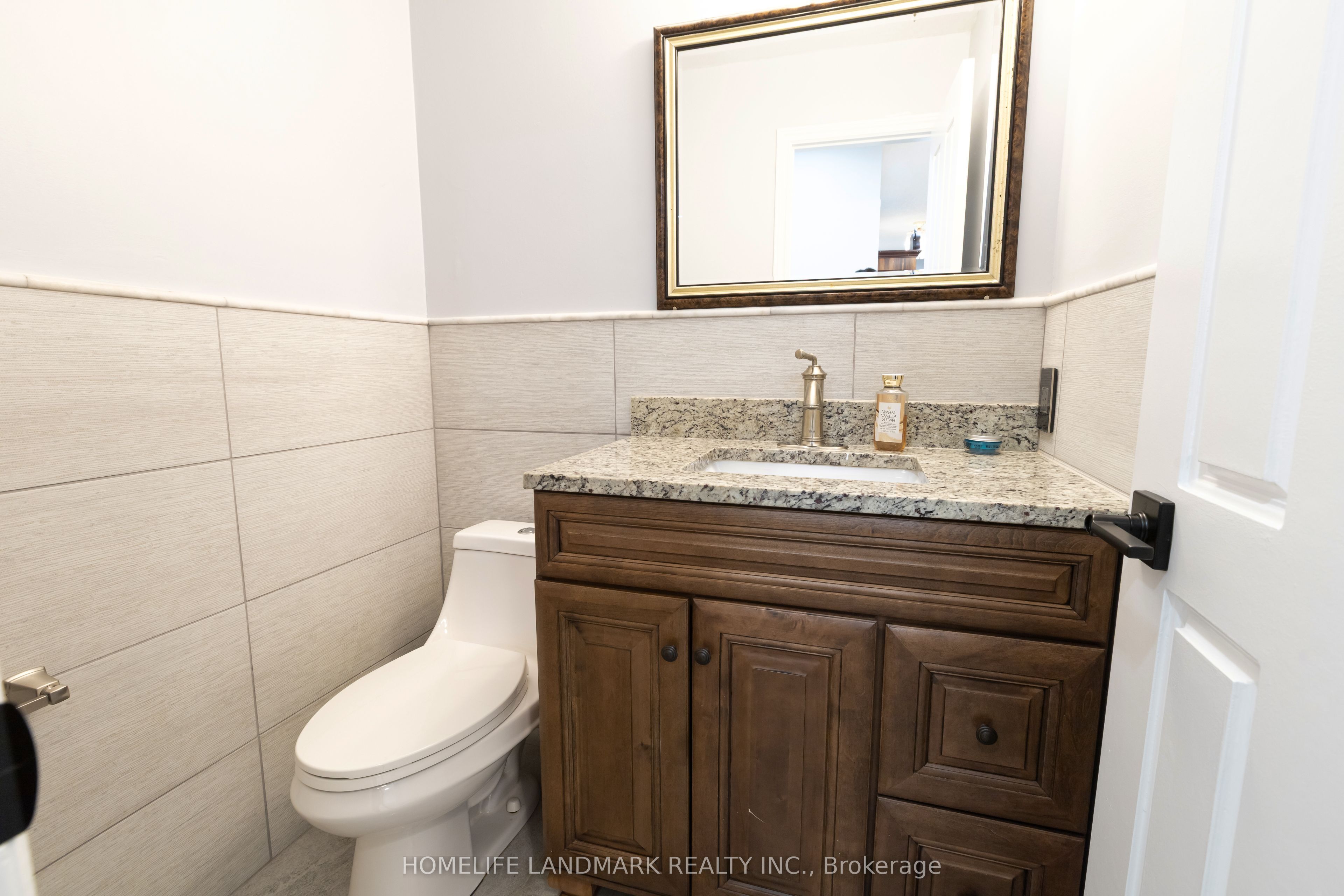 9755 Keele Street Property Photo 13