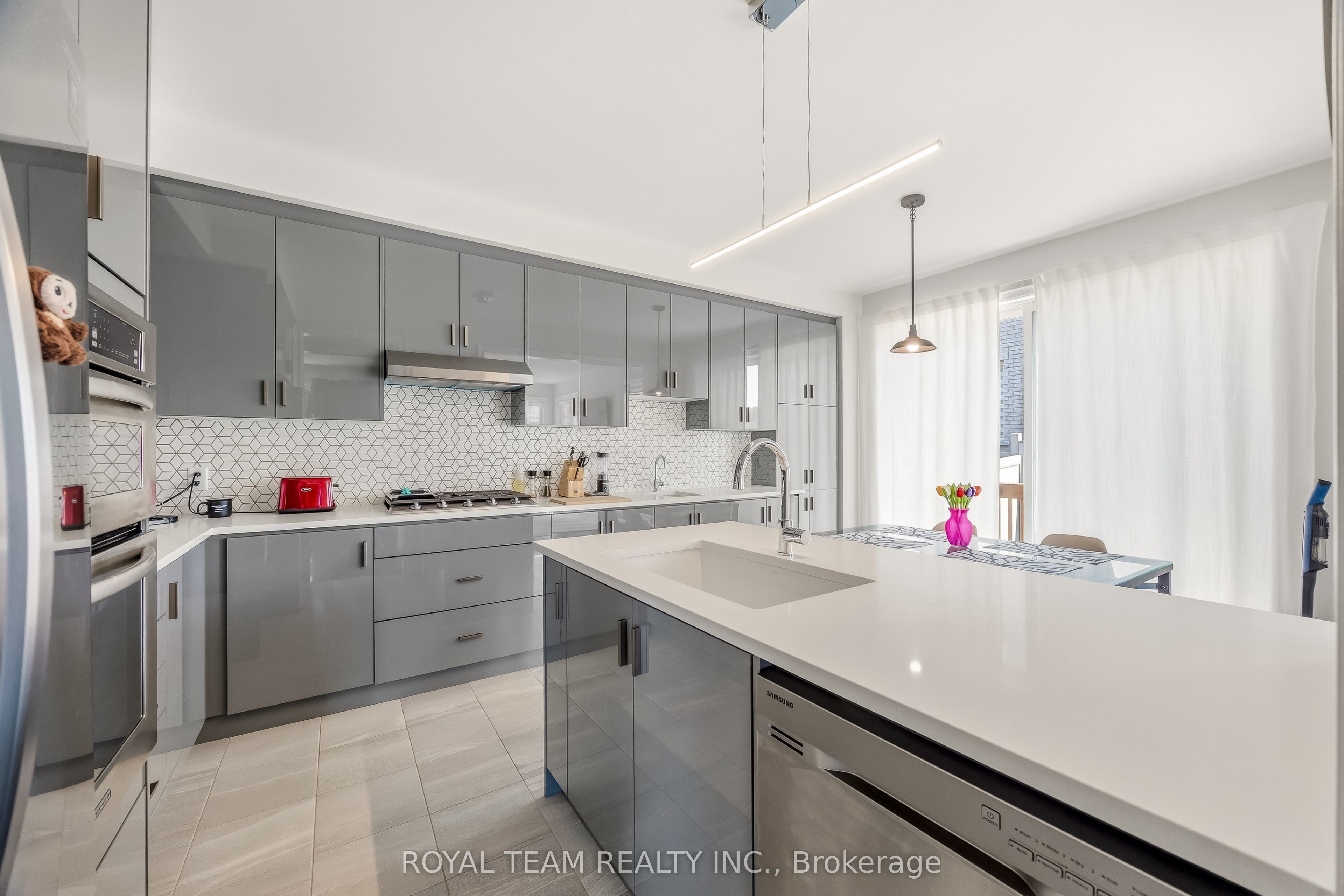 97 Kingknoll Crescent Property Photo 17